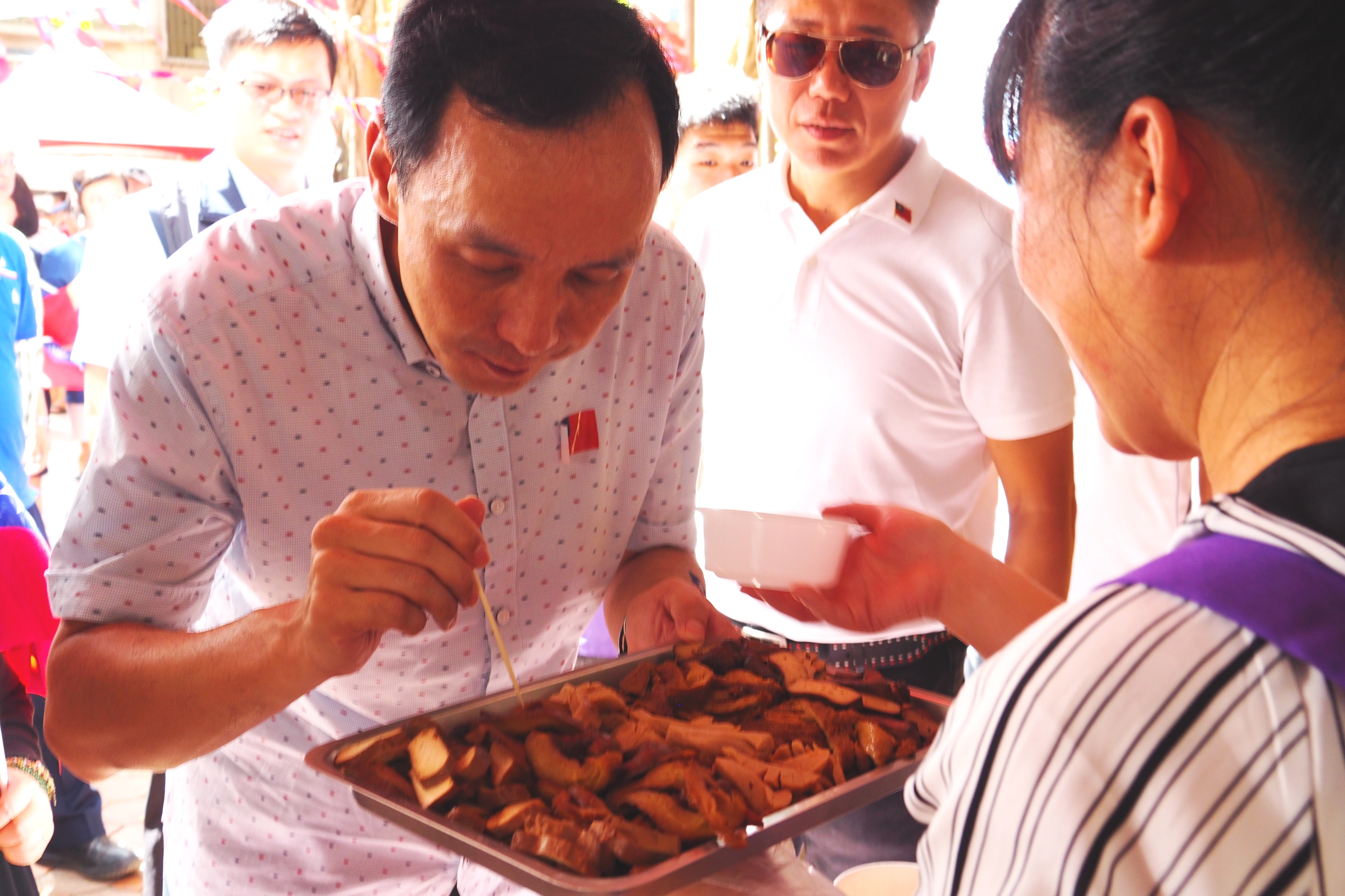 朱市長試吃大江南北美食-新北市文化局