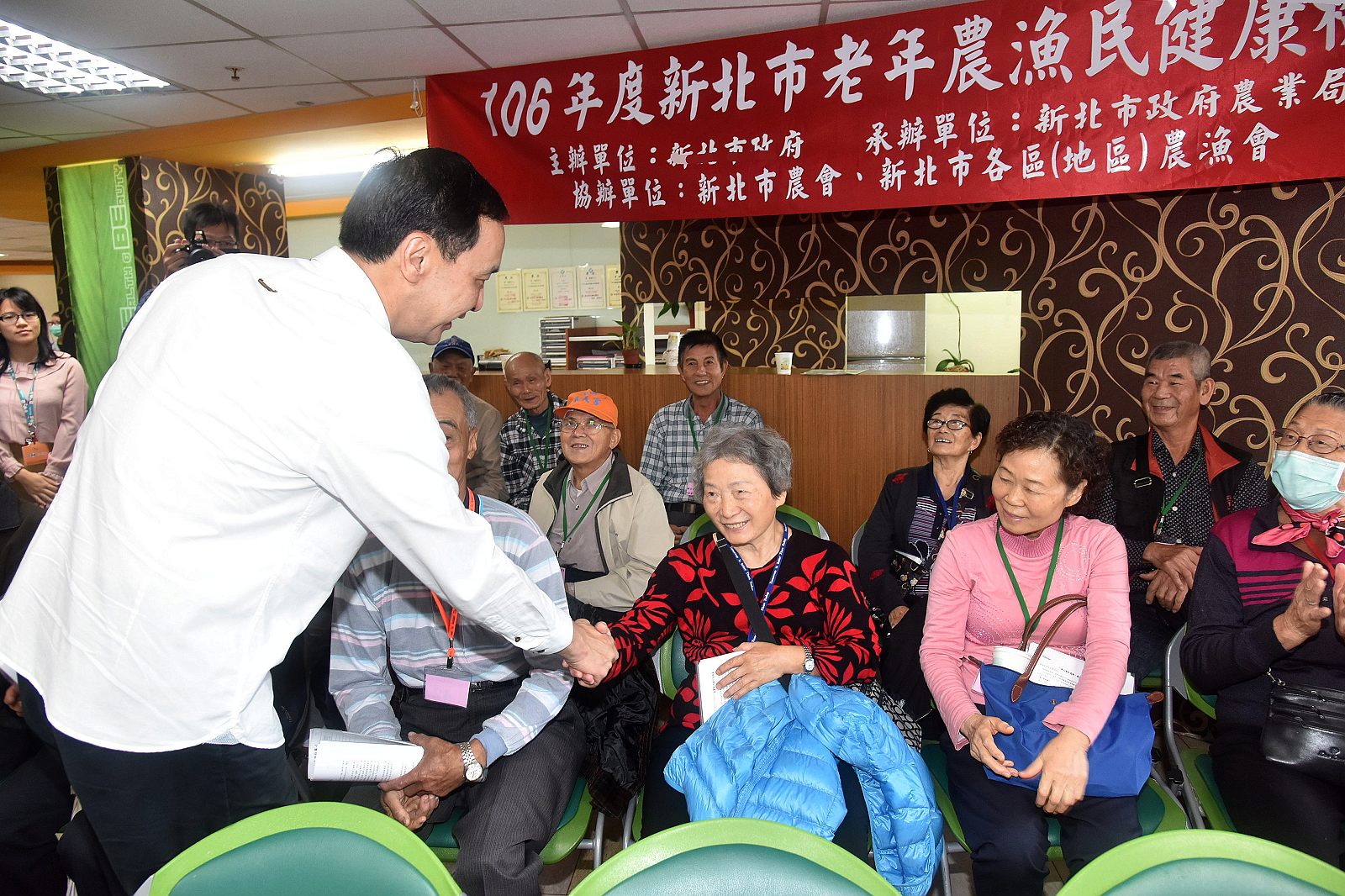 朱市長歡迎長者參加健康檢查