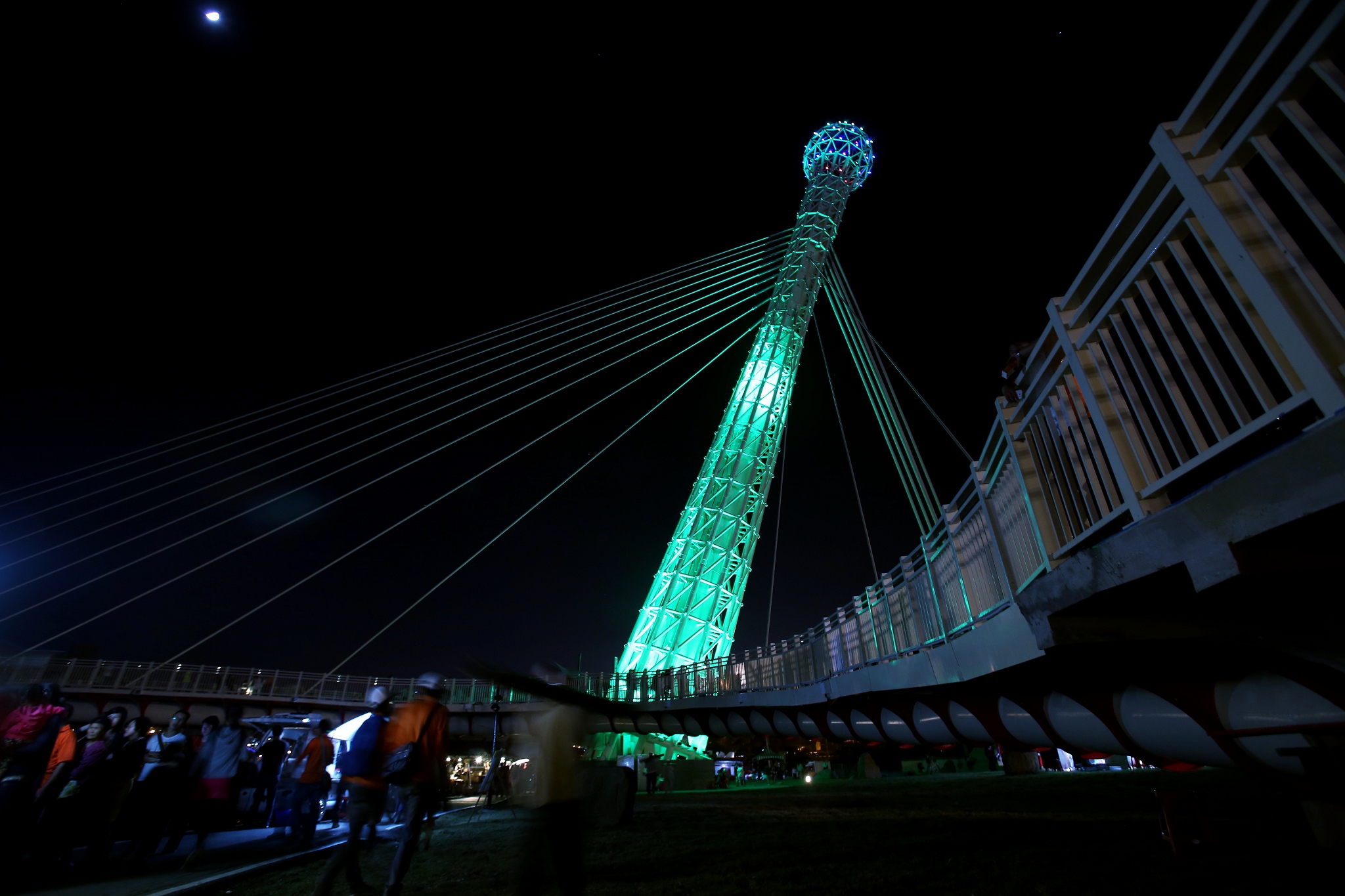 第一座跨基隆河景觀橋  汐止新地標「星光橋」啟用

