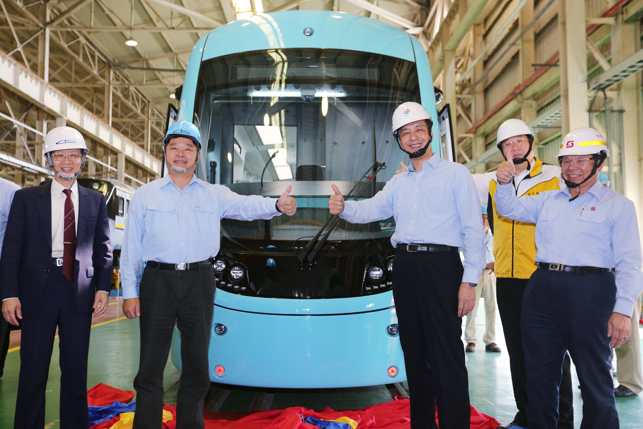 台灣第一次「國車國造」輕軌列車正式登場