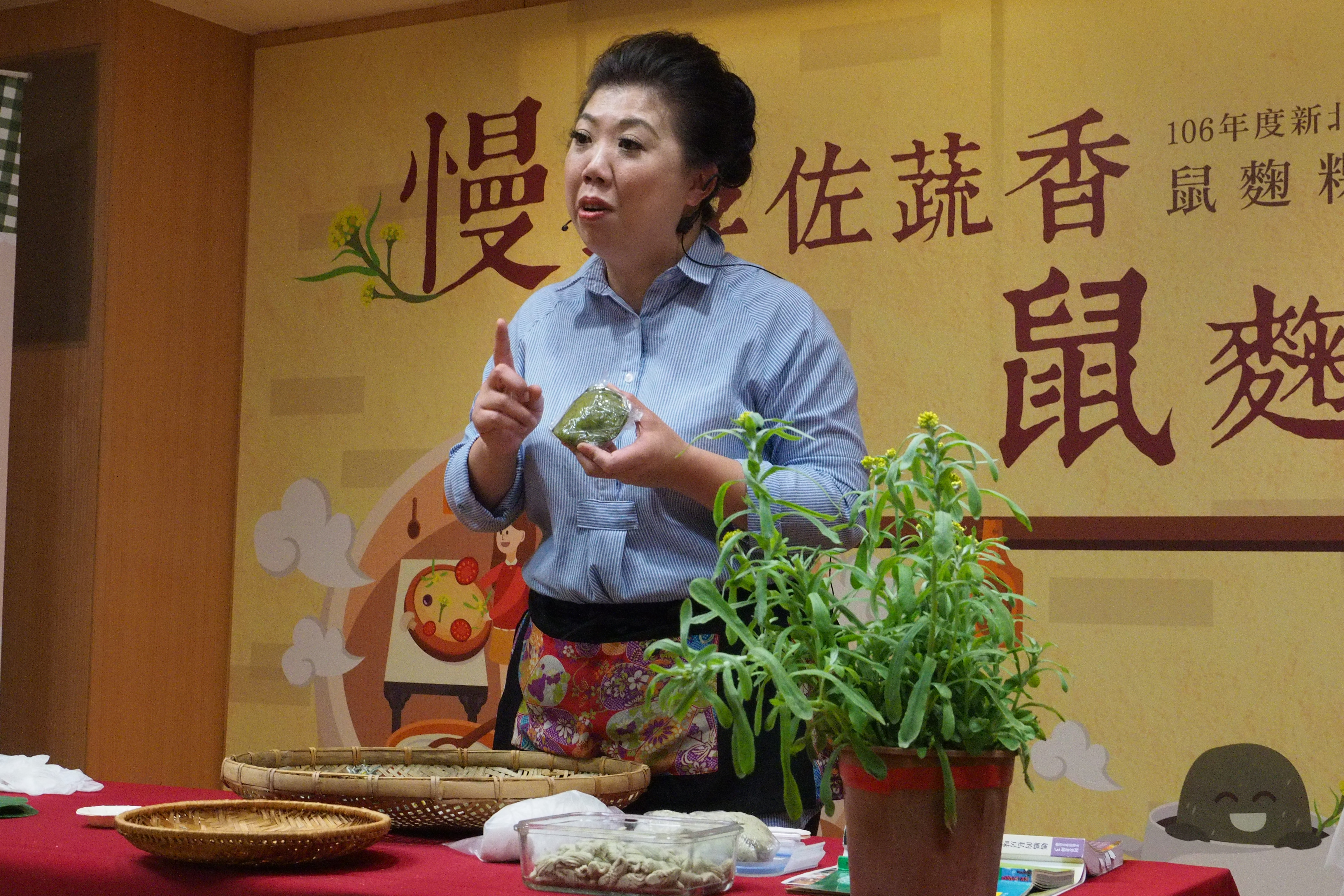 美食家阿芳師解說鼠麴粿文化背景