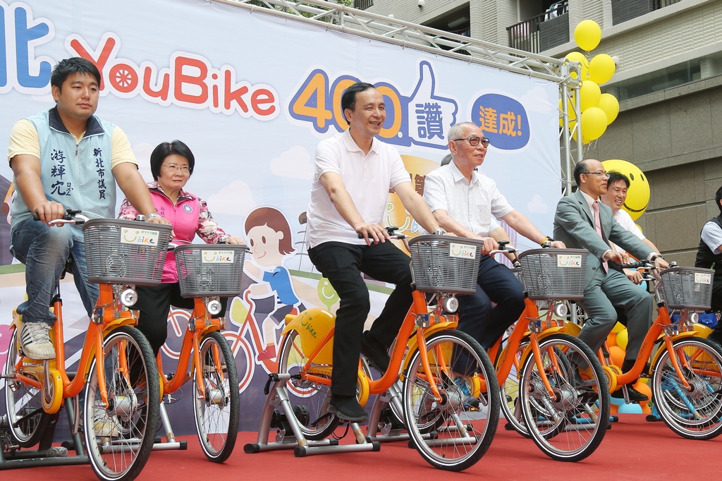 朱市長強調YouBike為公共運輸最後一哩路，新北市積極推動YouBike服務更多市民