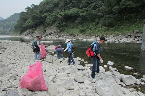 榮耀新北  水環境巡守隊守護環境獲表揚