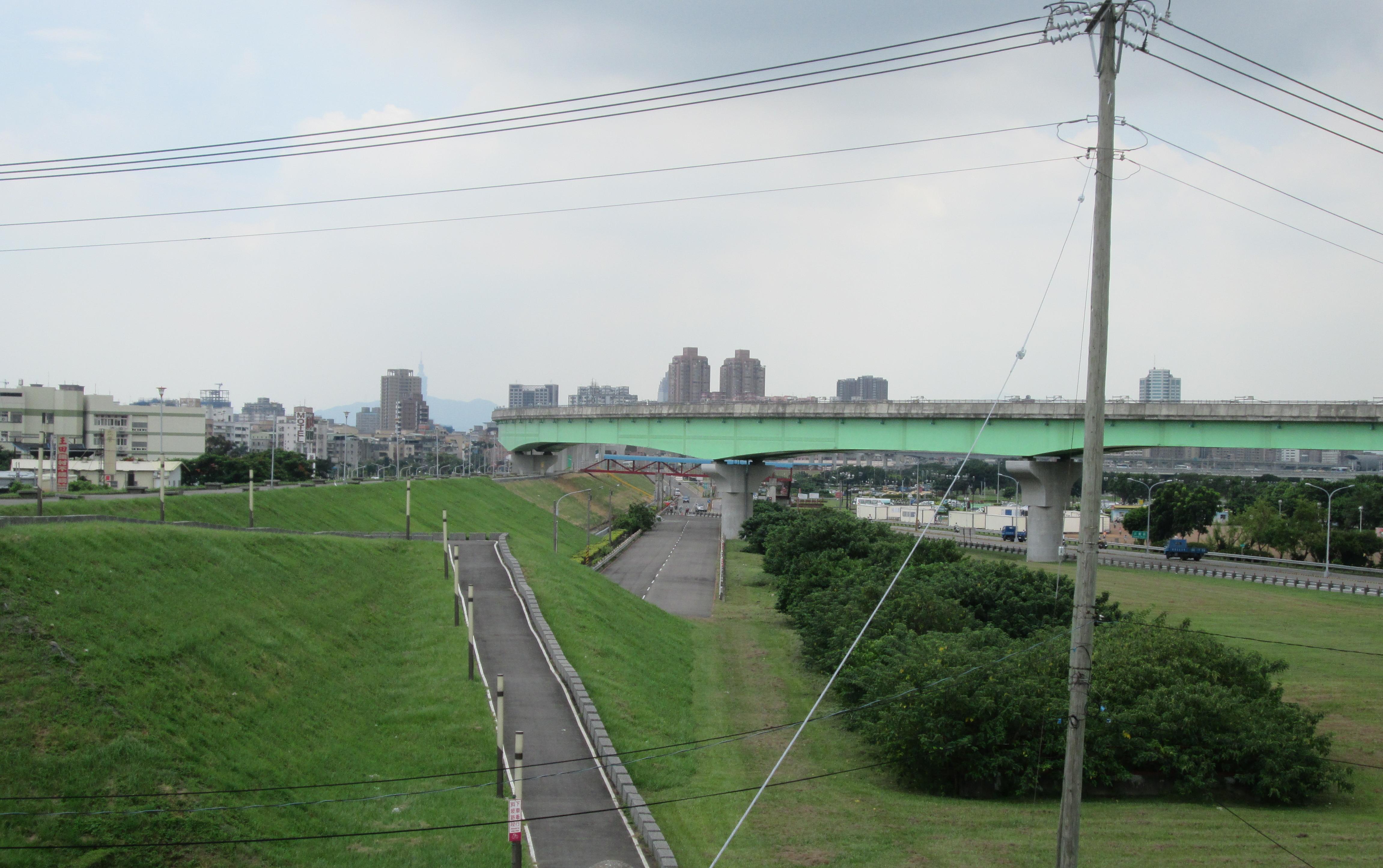 親水環境增一處！ 五股更寮陸橋河濱步道完工