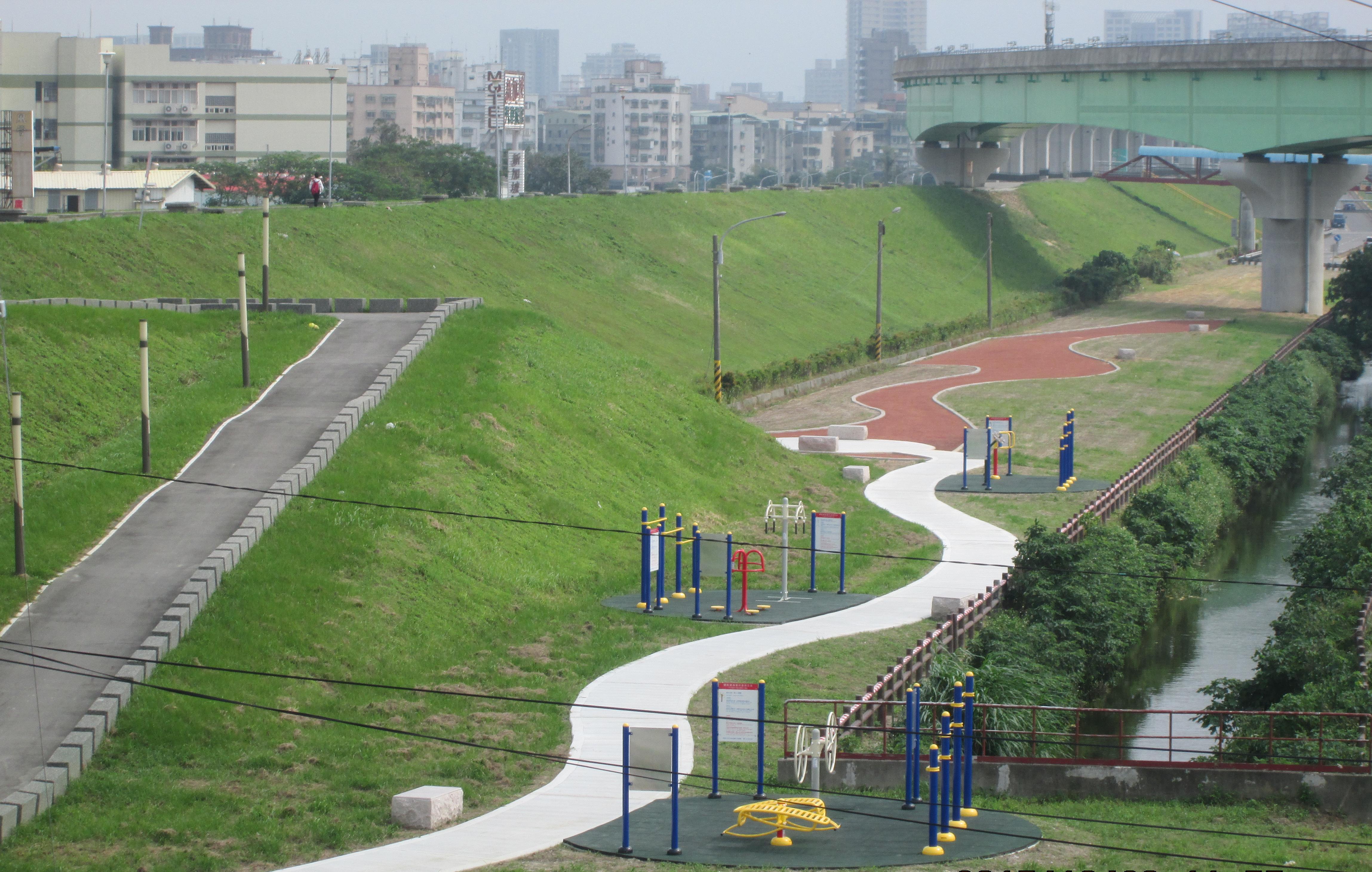 親水環境增一處！ 五股更寮陸橋河濱步道完工