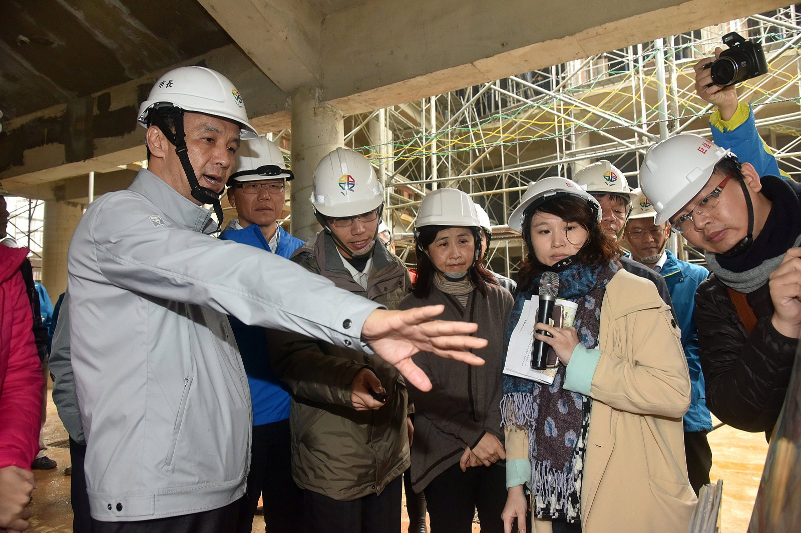 朱市長視察新林國小工程進度
