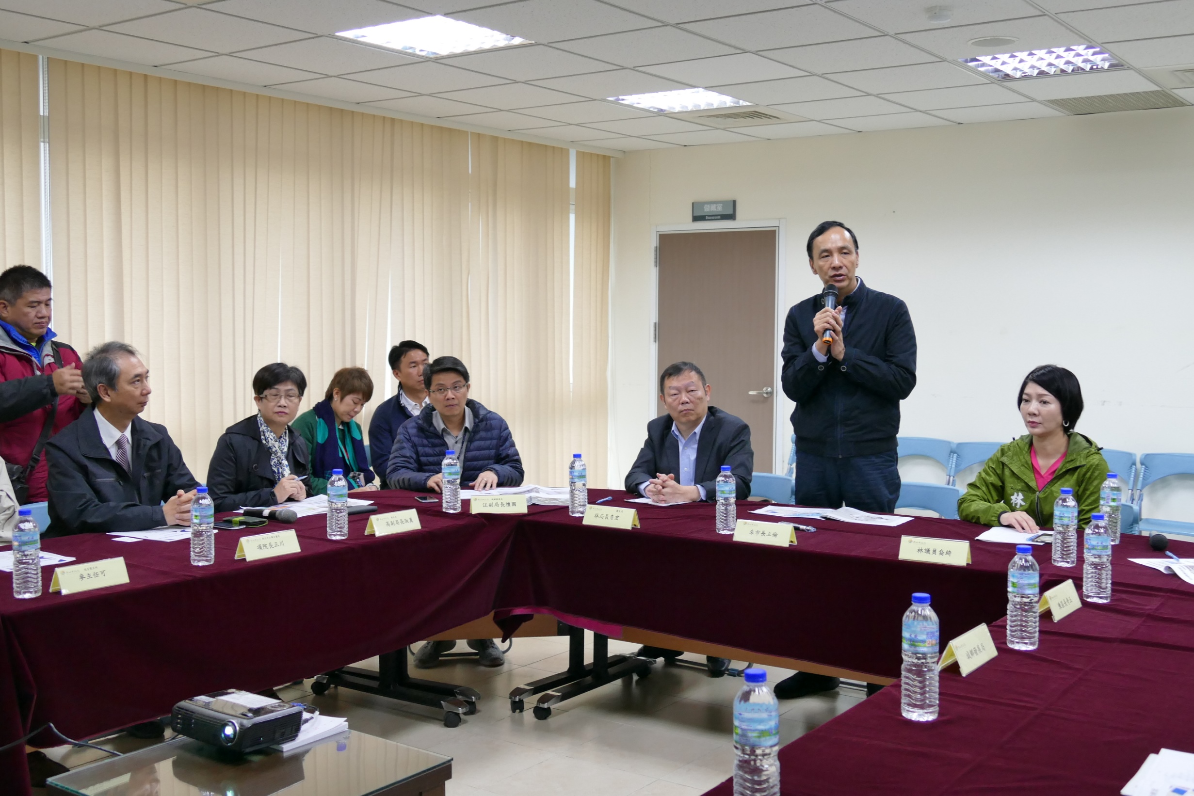 朱立倫市長考量當地需求，新建醫療設施將結合衛生所首創複合型多元層級服務，滿足居民在地就醫、安老理想