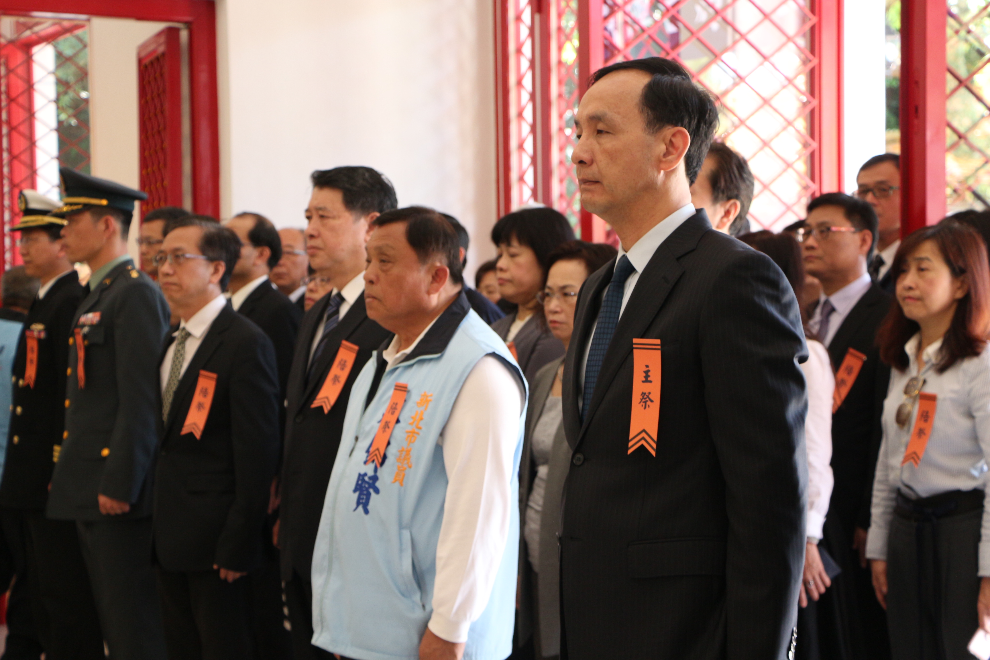 市長朱立倫擔任主祭官與新北市代表一同緬懷烈義士英靈