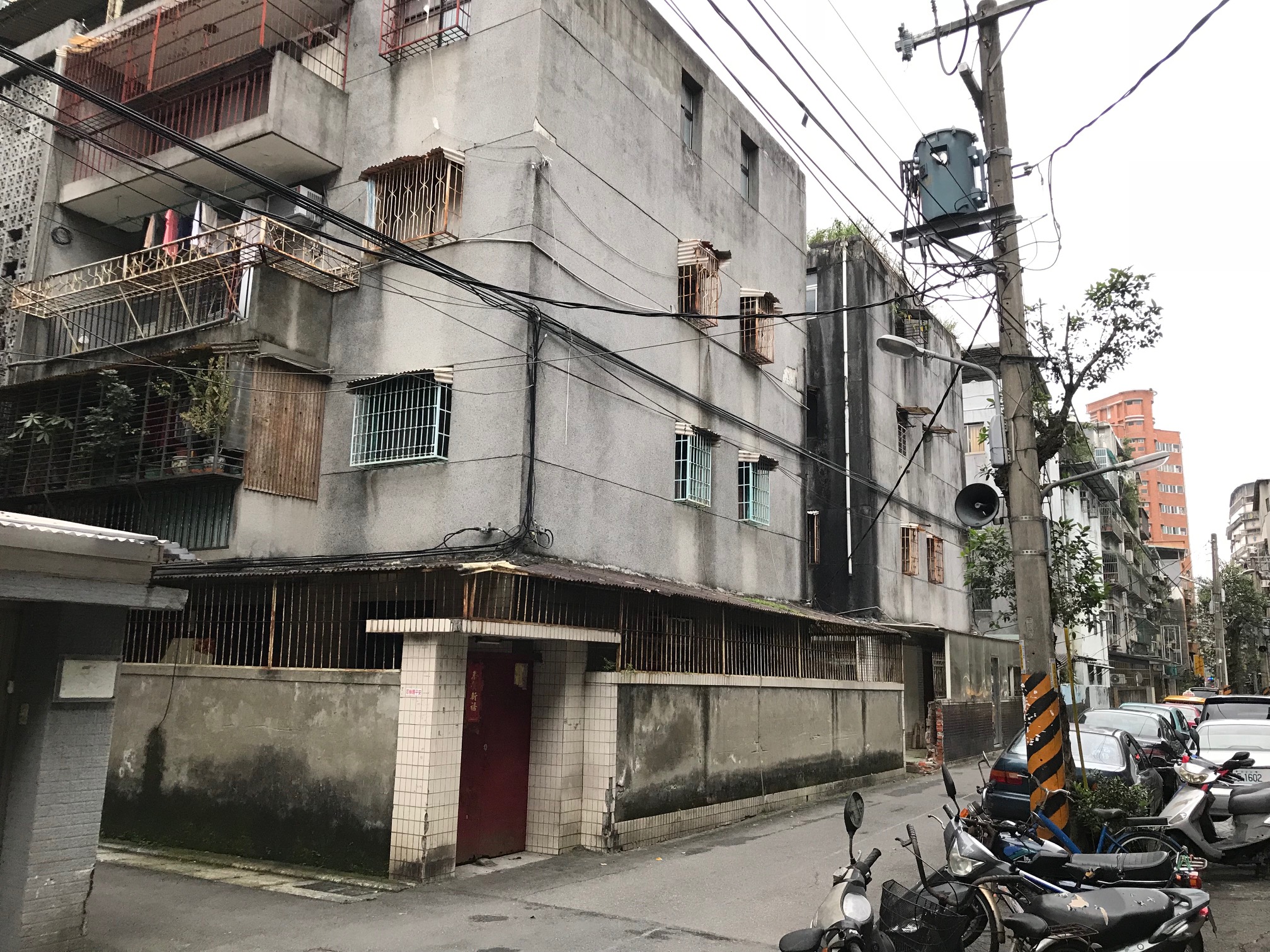 新店寶強段重建前現況