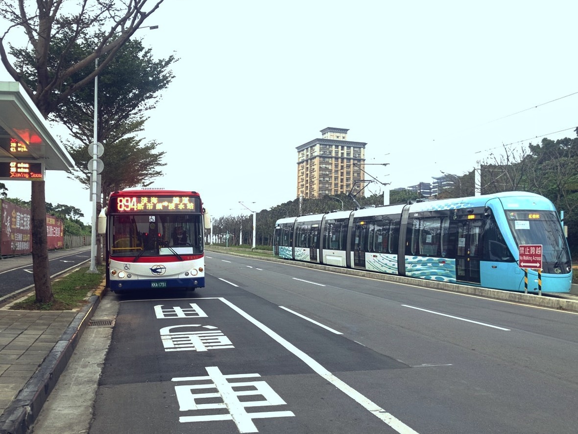 輕軌與公車享有轉乘優惠