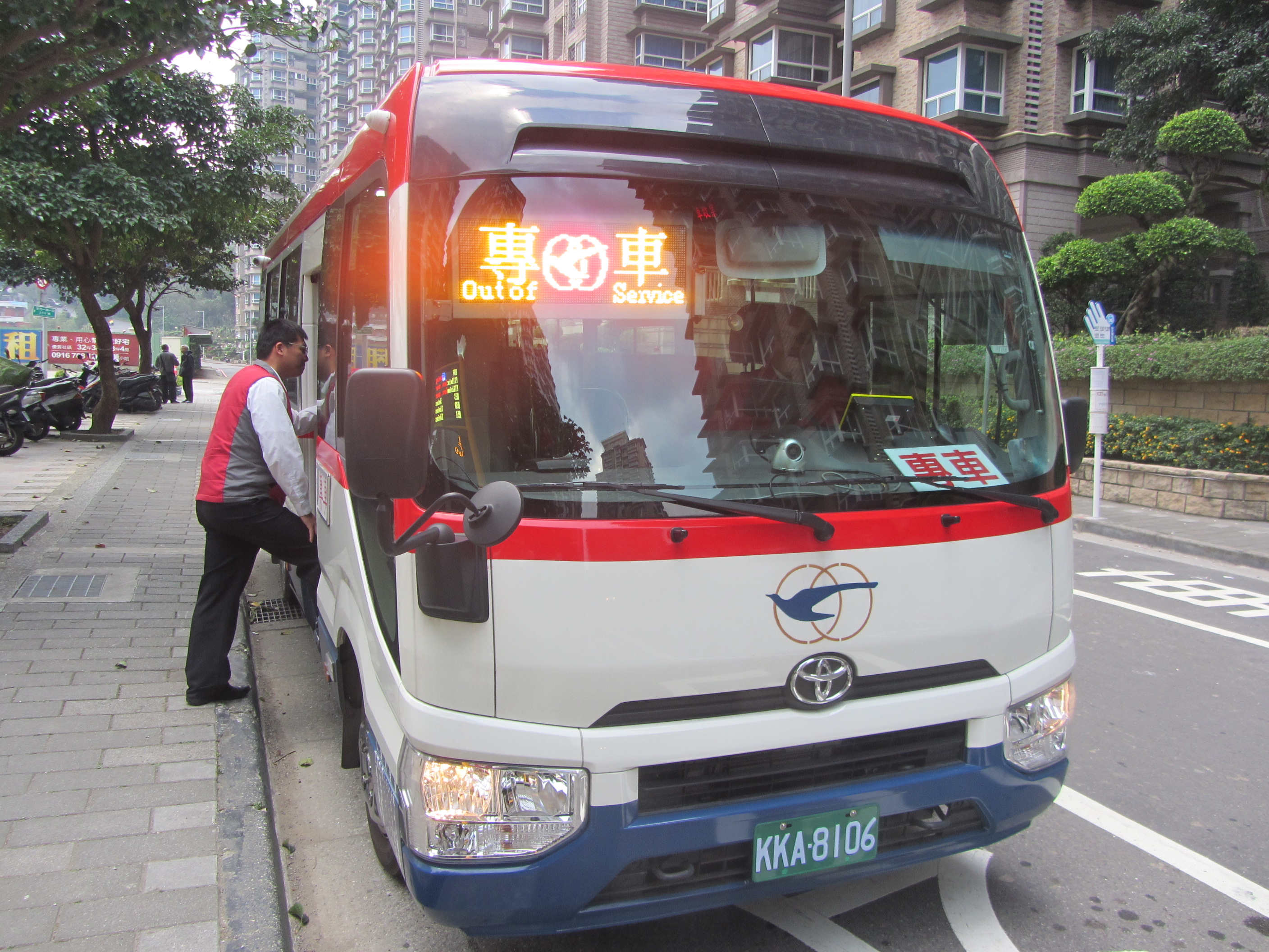 接駁車