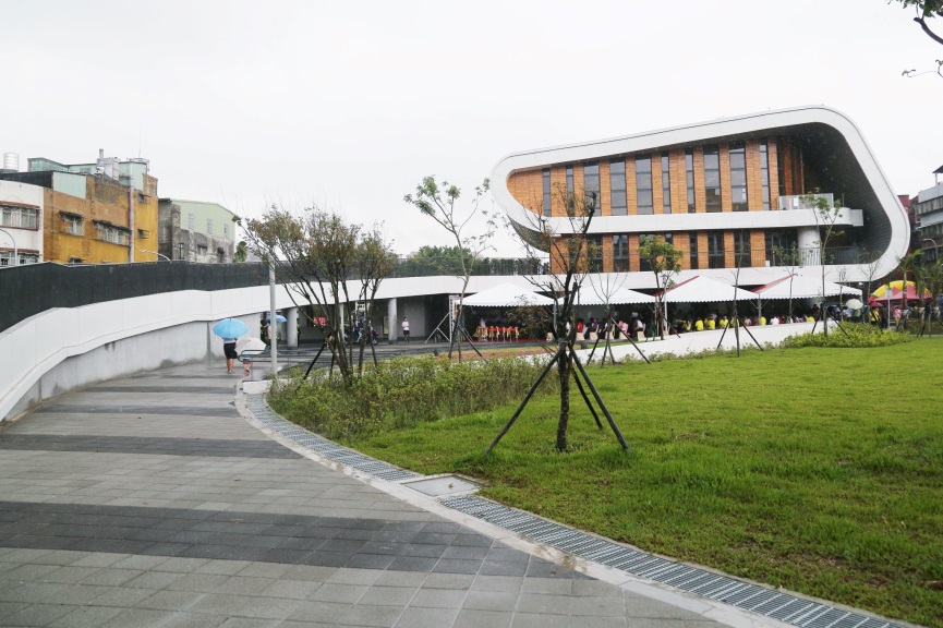 02蘆洲溪墘公園外觀照片