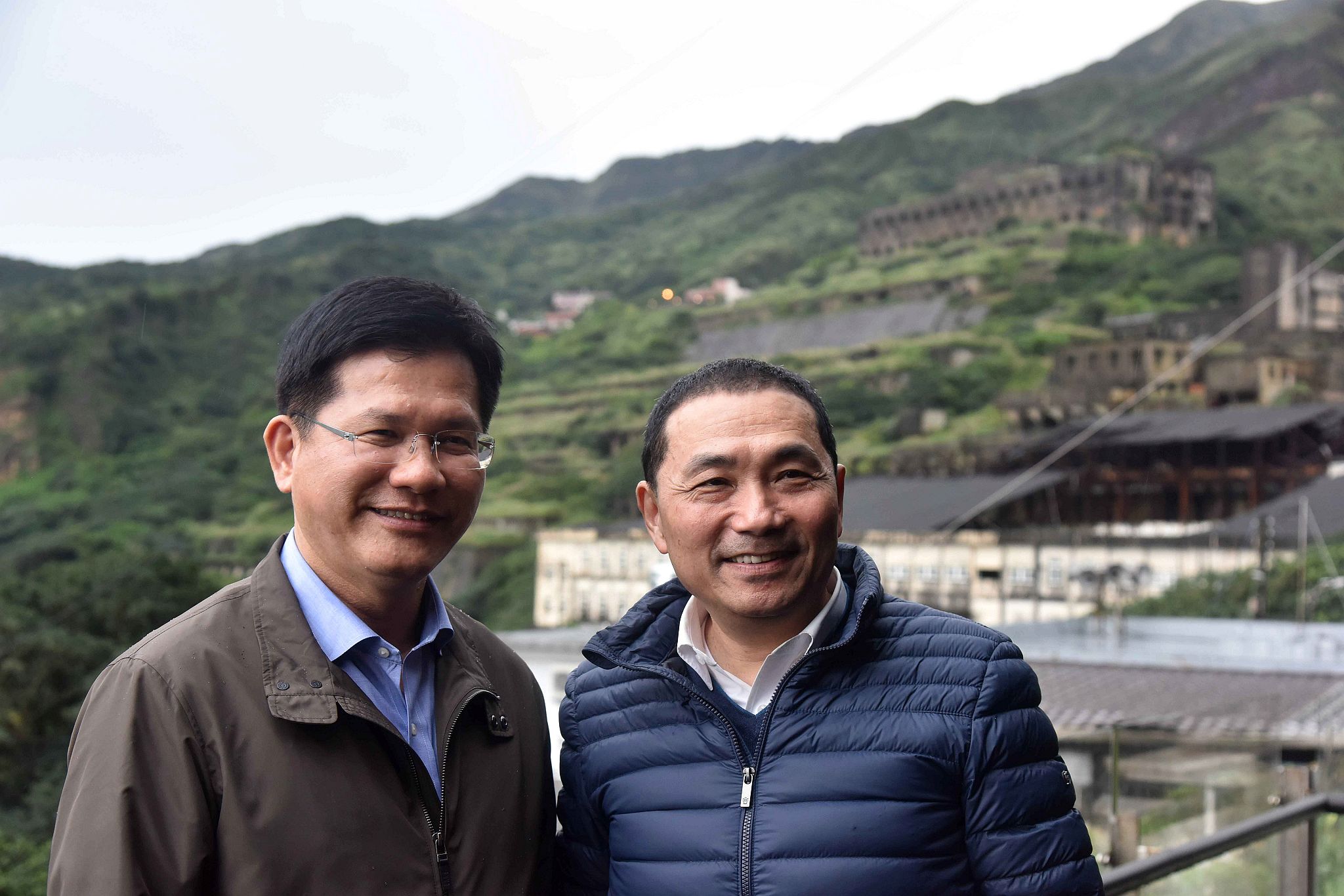 侯市長提出水湳洞十三層遺址夜間光雕秀構想
