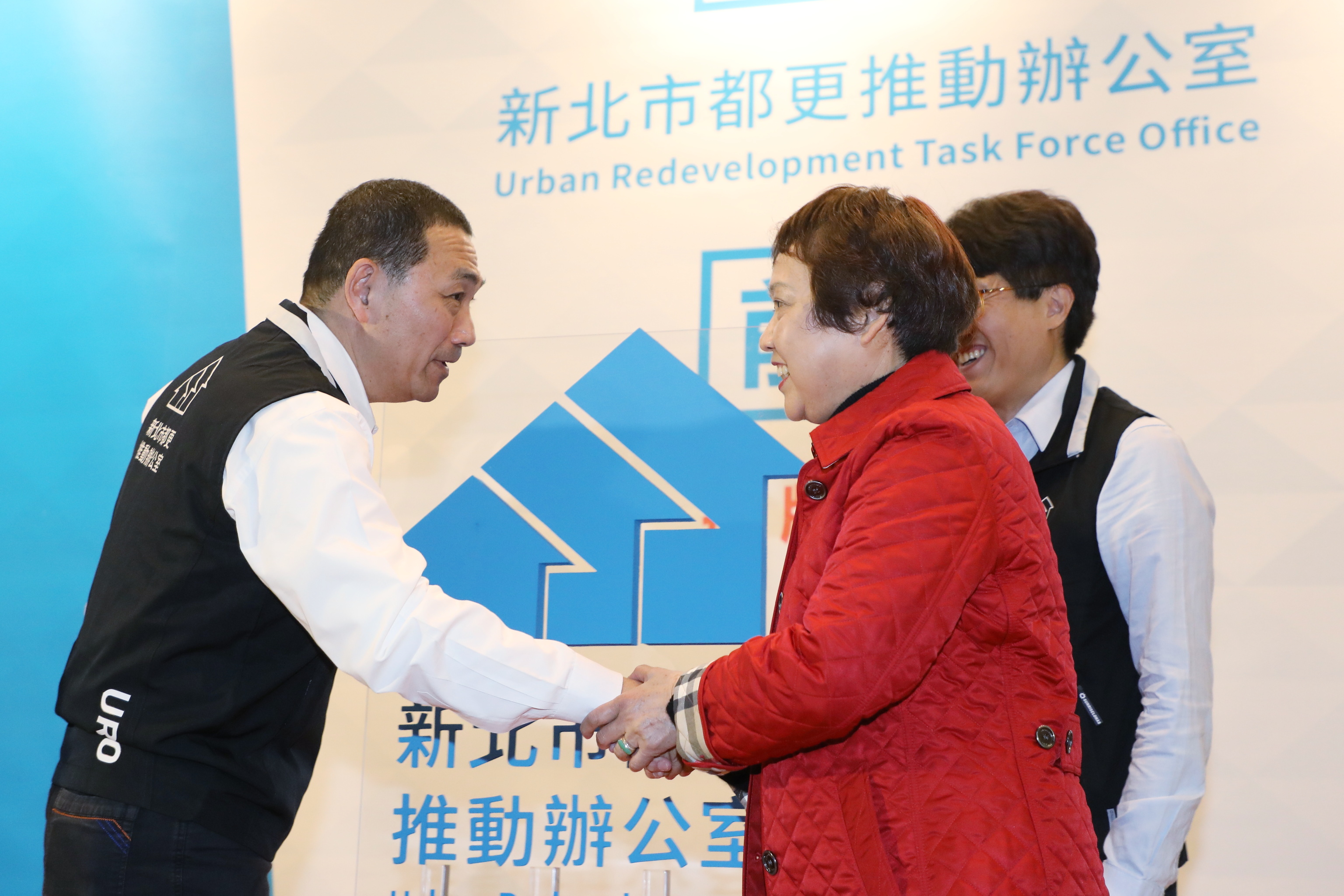 政府與民間推動都更合作分工，營造更安全合宜的居住空間