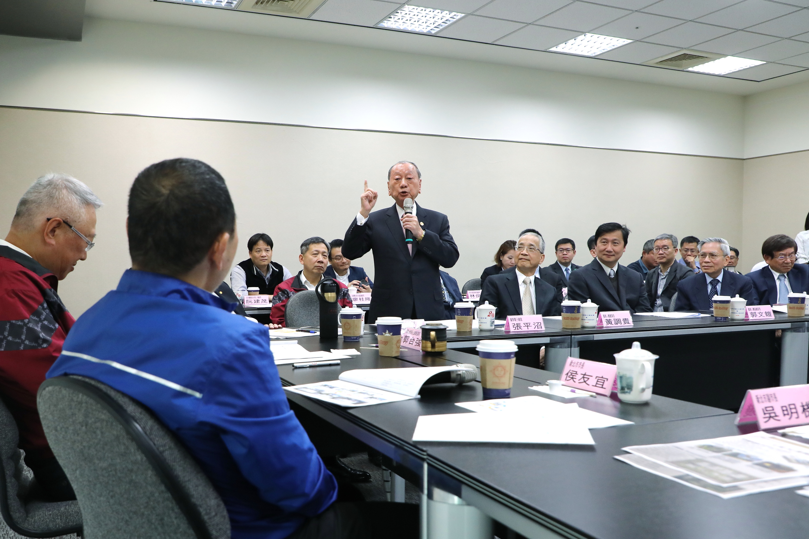 侯市長行動治理拚經濟視察土城工業區，傾聽企業需求
