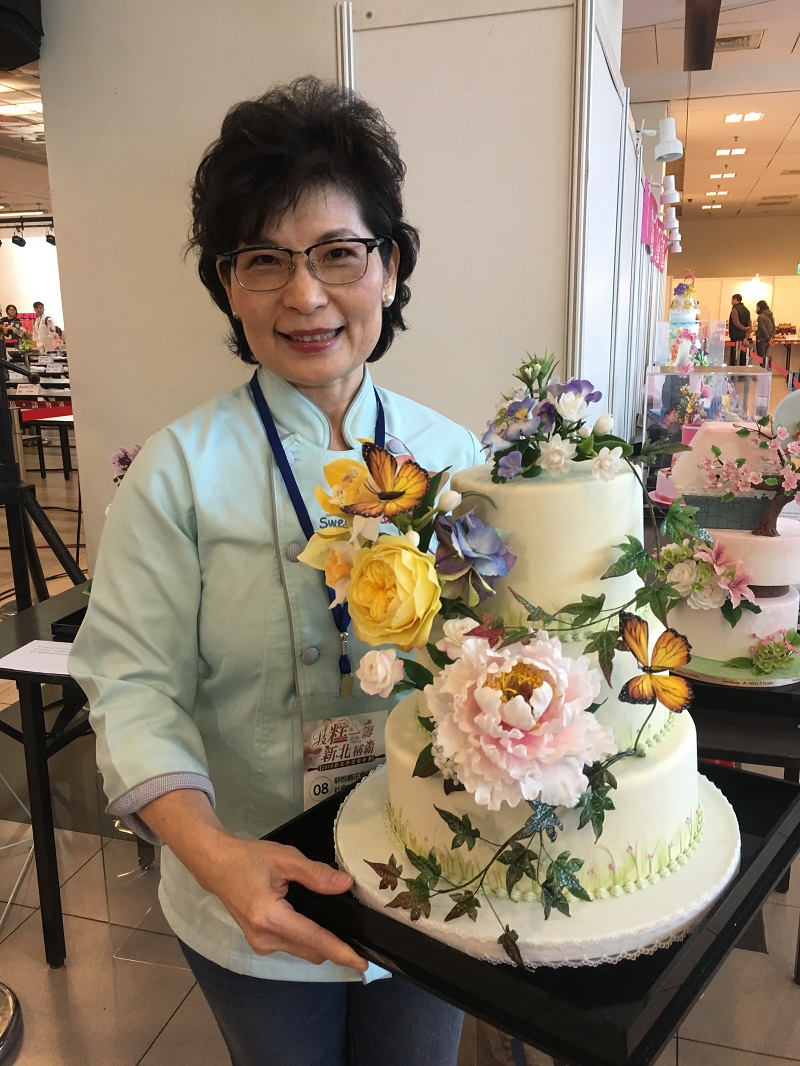 「糖與花共舞」拿下糖花藝術社會組金牌