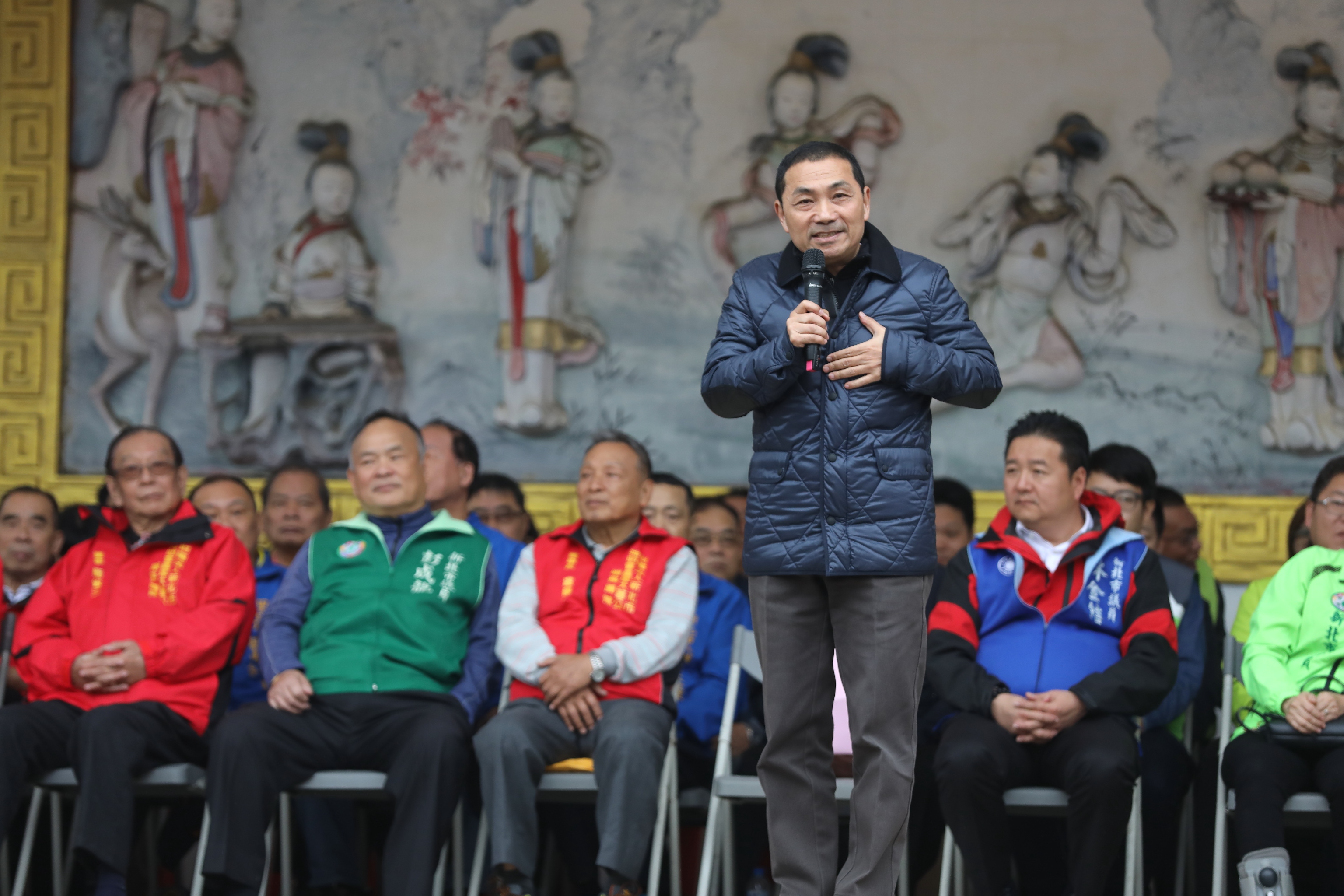 侯市長參加新北市神明會義塚大墓公清明祭祀典禮，感念無名義民護佑地方