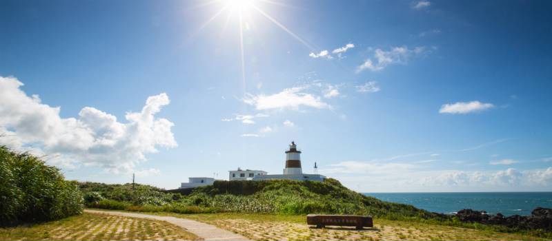 富基漁港周邊還有步道通往台灣本島極北點的富貴角燈塔