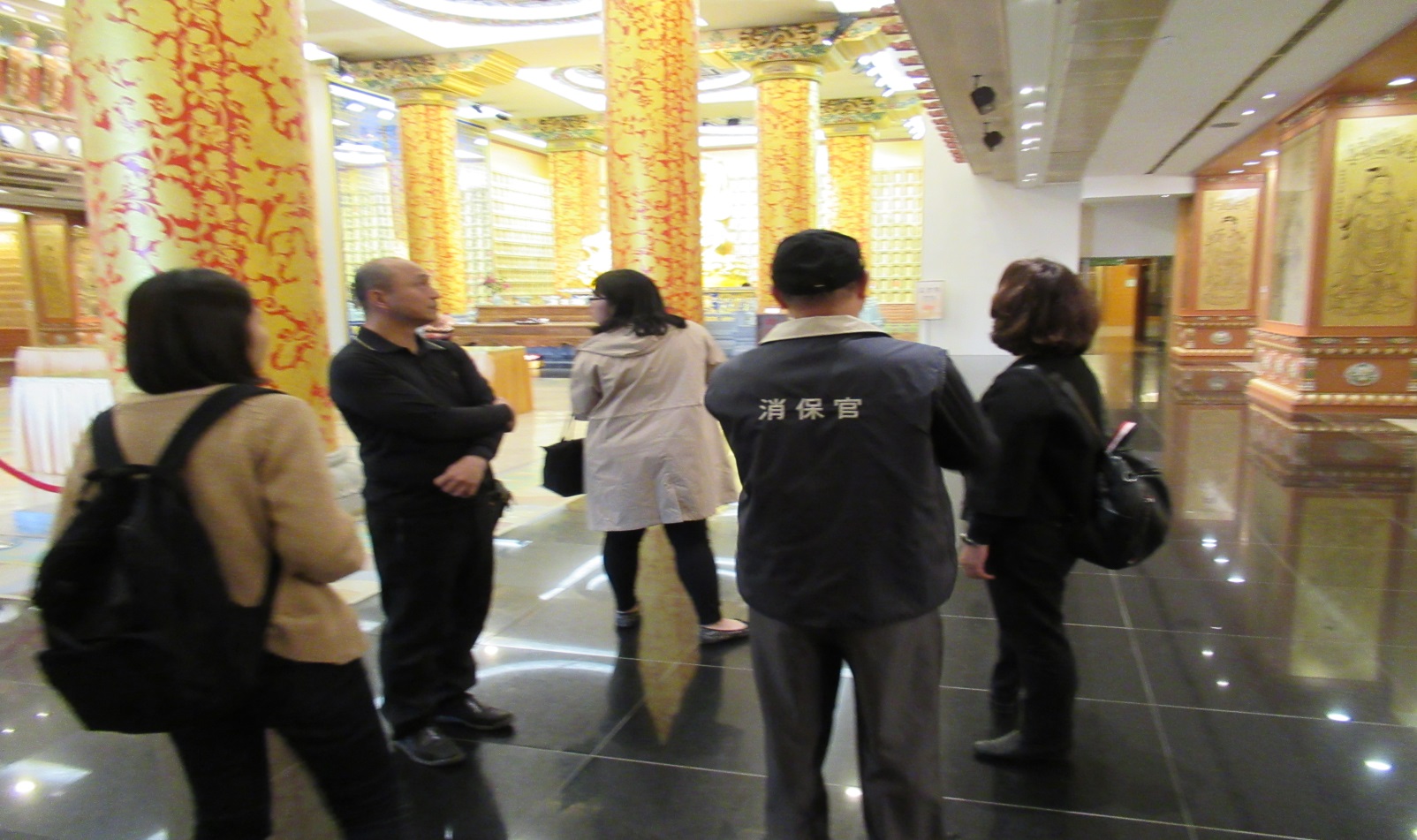 消保官檢查殯葬設施