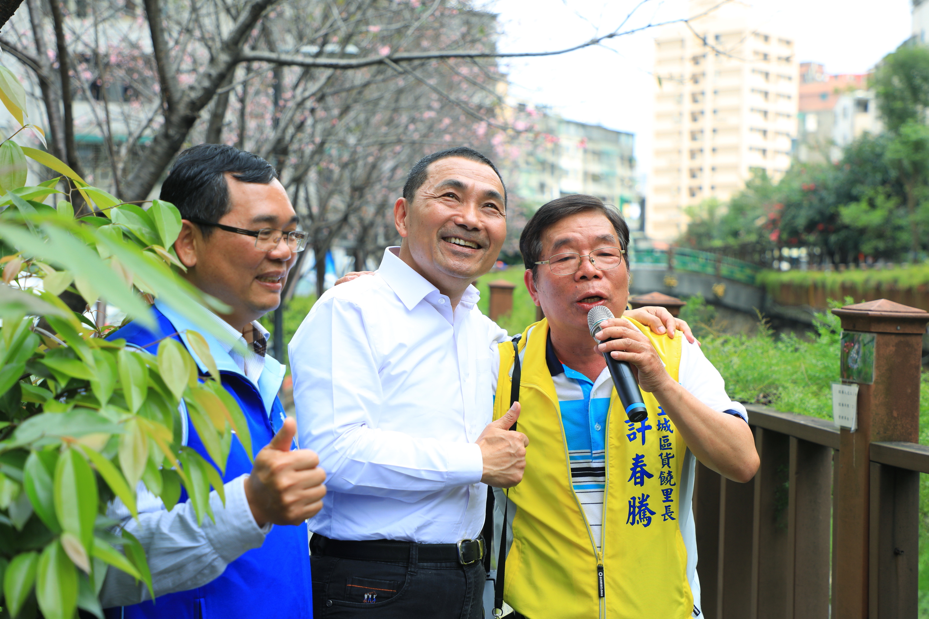 侯市長土城區貨饒里希望之河賞櫻