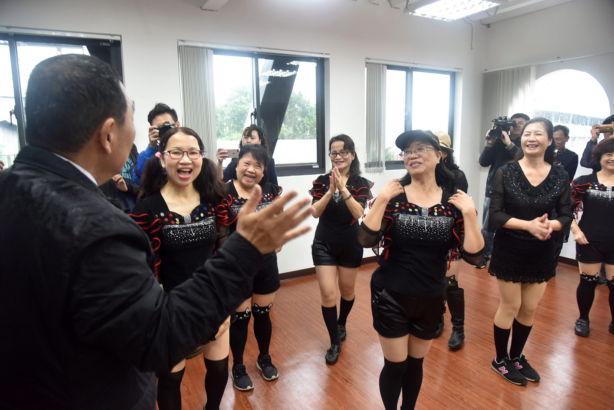 透過參與式預算，由居民投票決定的「五股市民活動中心」16日正式啟用。