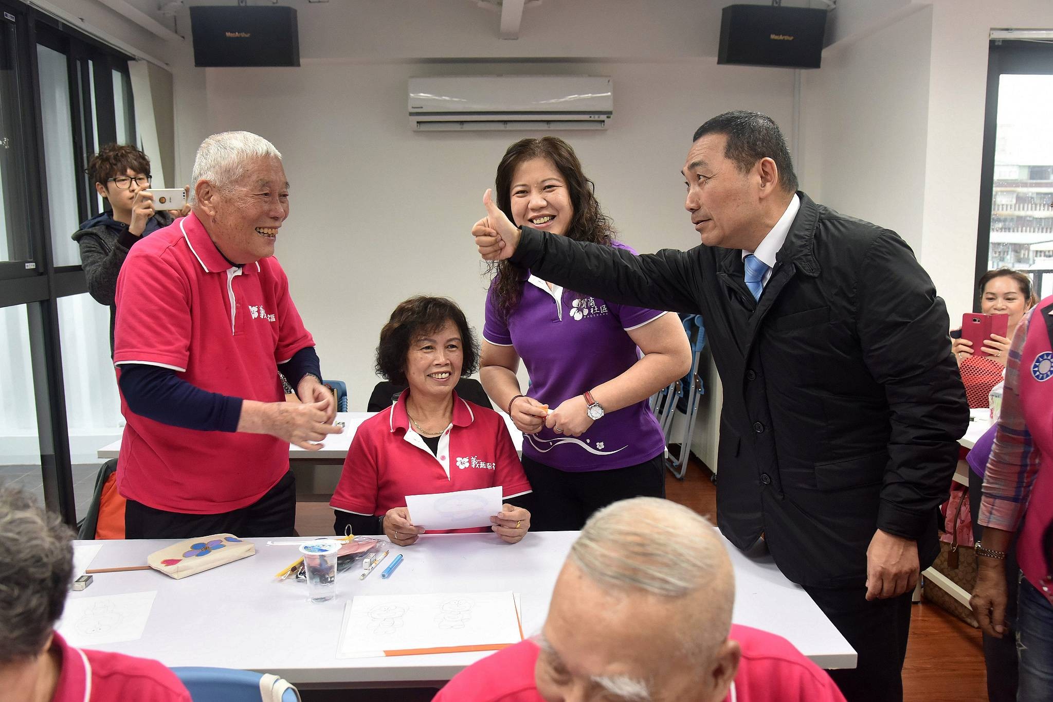 五股市民活動中心啟用，侯市長希望鄉親多來走動多多利用。