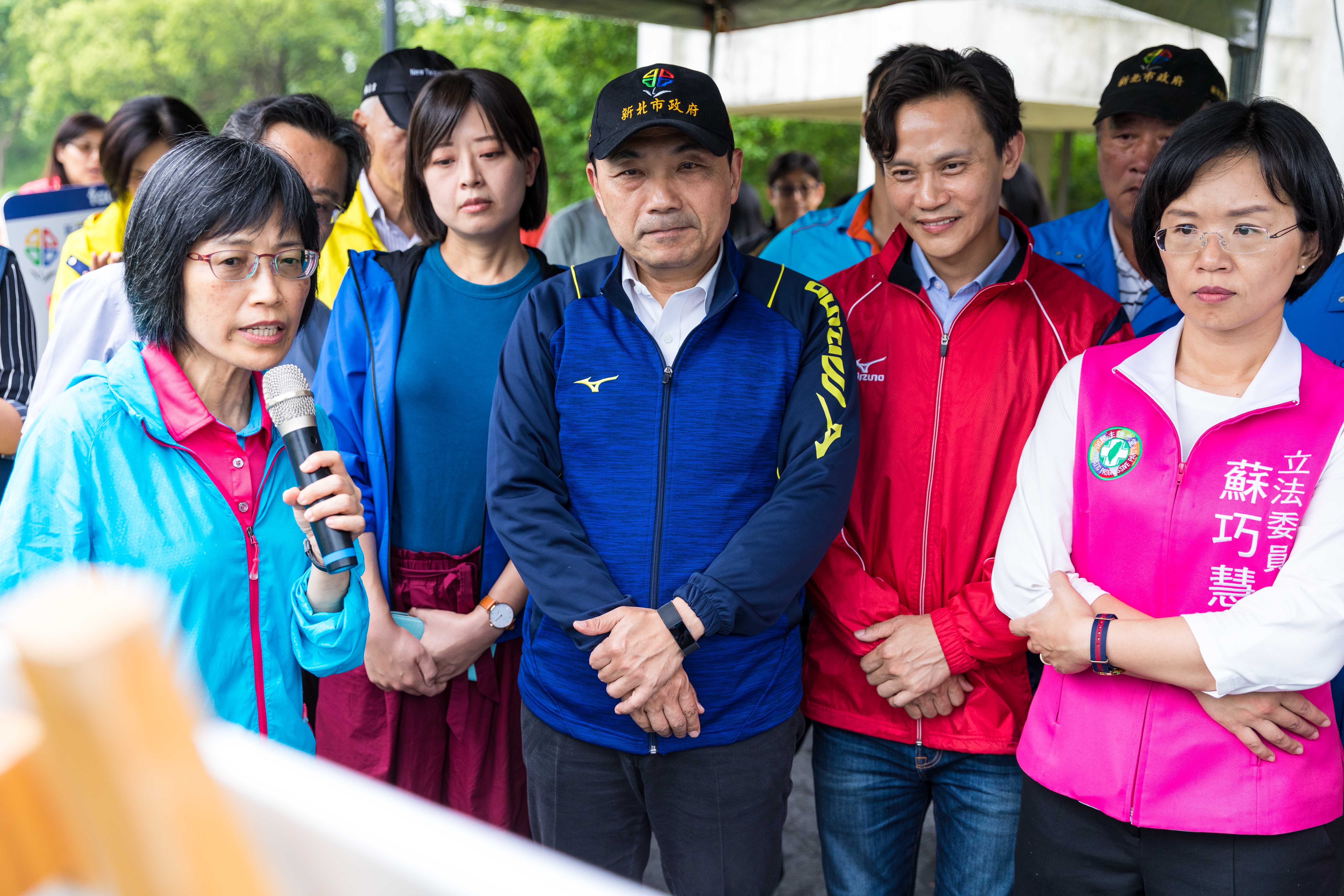 侯市長聽取新工處長祝惠美做柑城橋簡報
