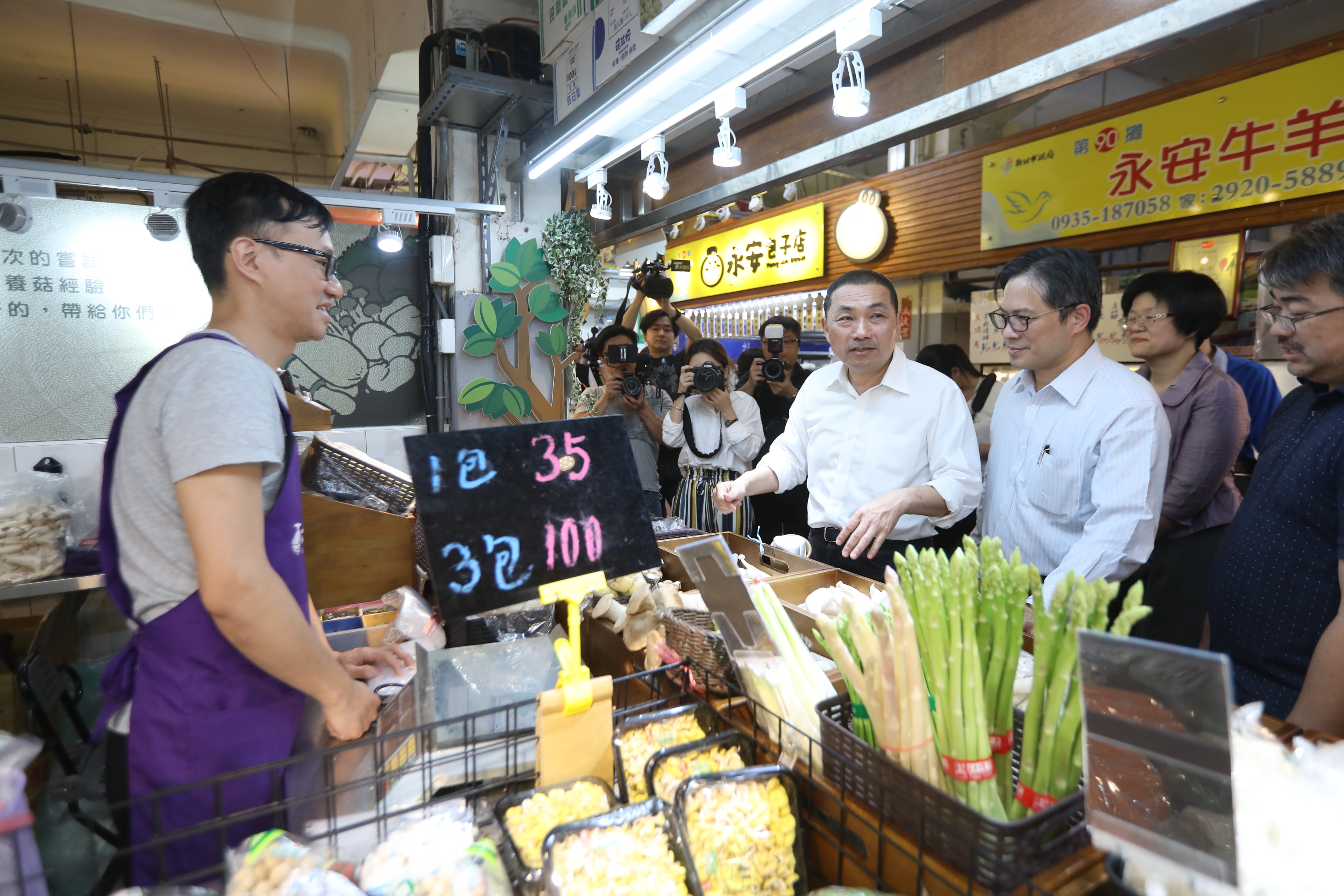 侯友宜市長鼓勵青年頭家勇敢創業，結合市場改造開創不一樣的市場風貌