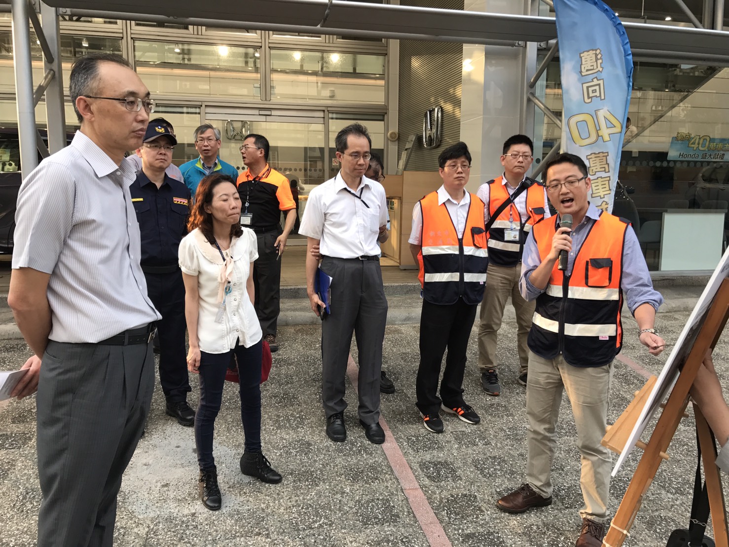 視察捷運工區圍籬退縮期程