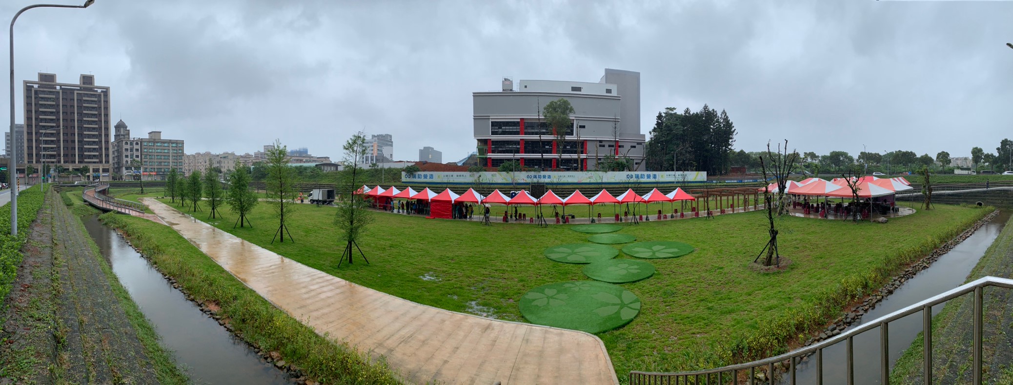 滯洪池全景