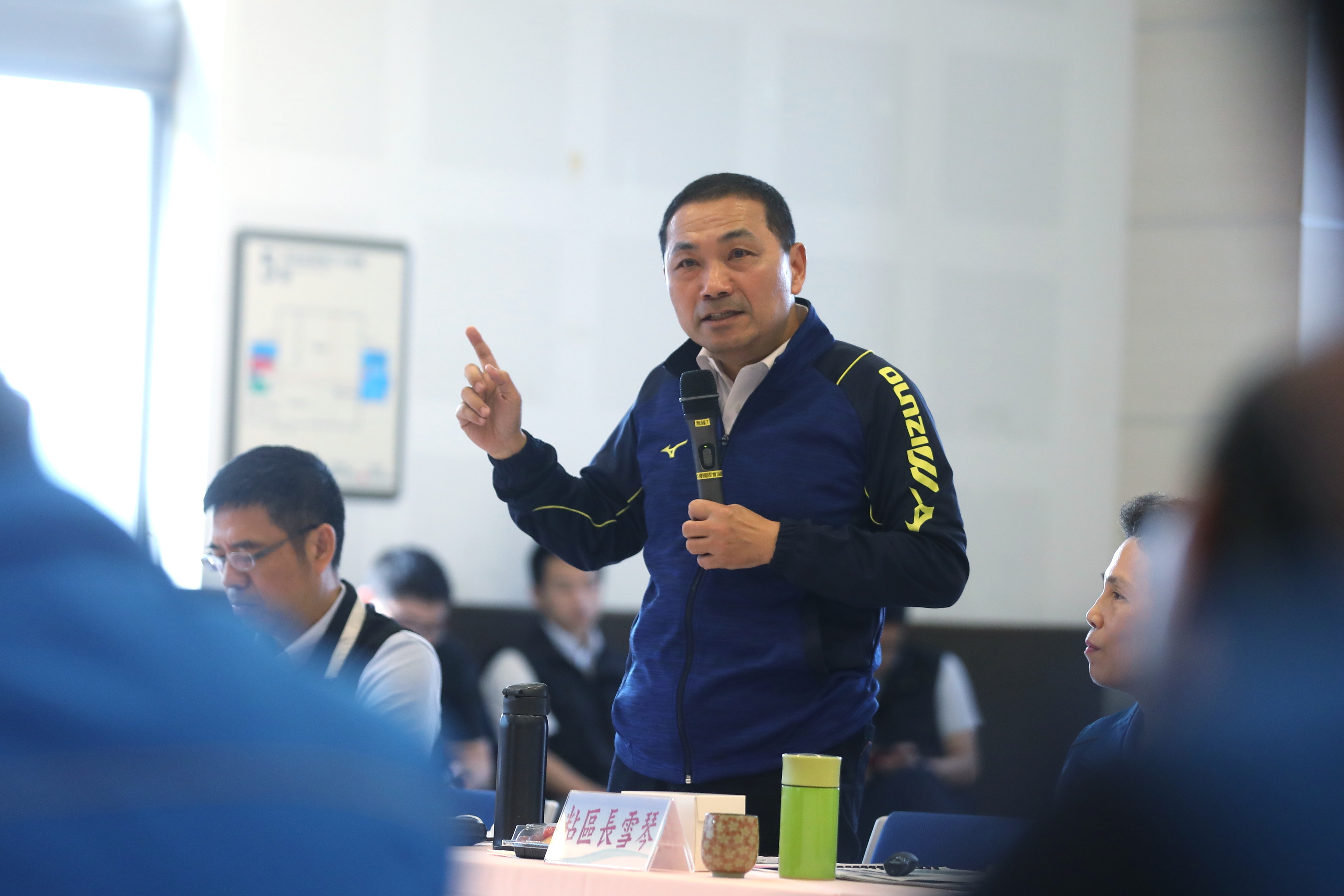 市府與地方相互交流，侯市長對問題明確做出指示