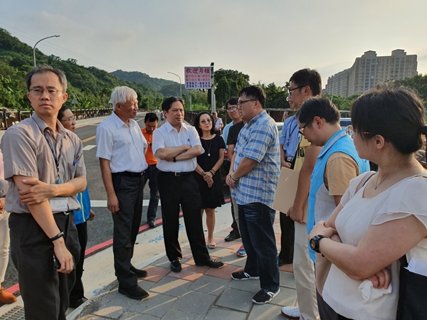 吳明機副市長實地走訪土城福田路瞭解行車動線