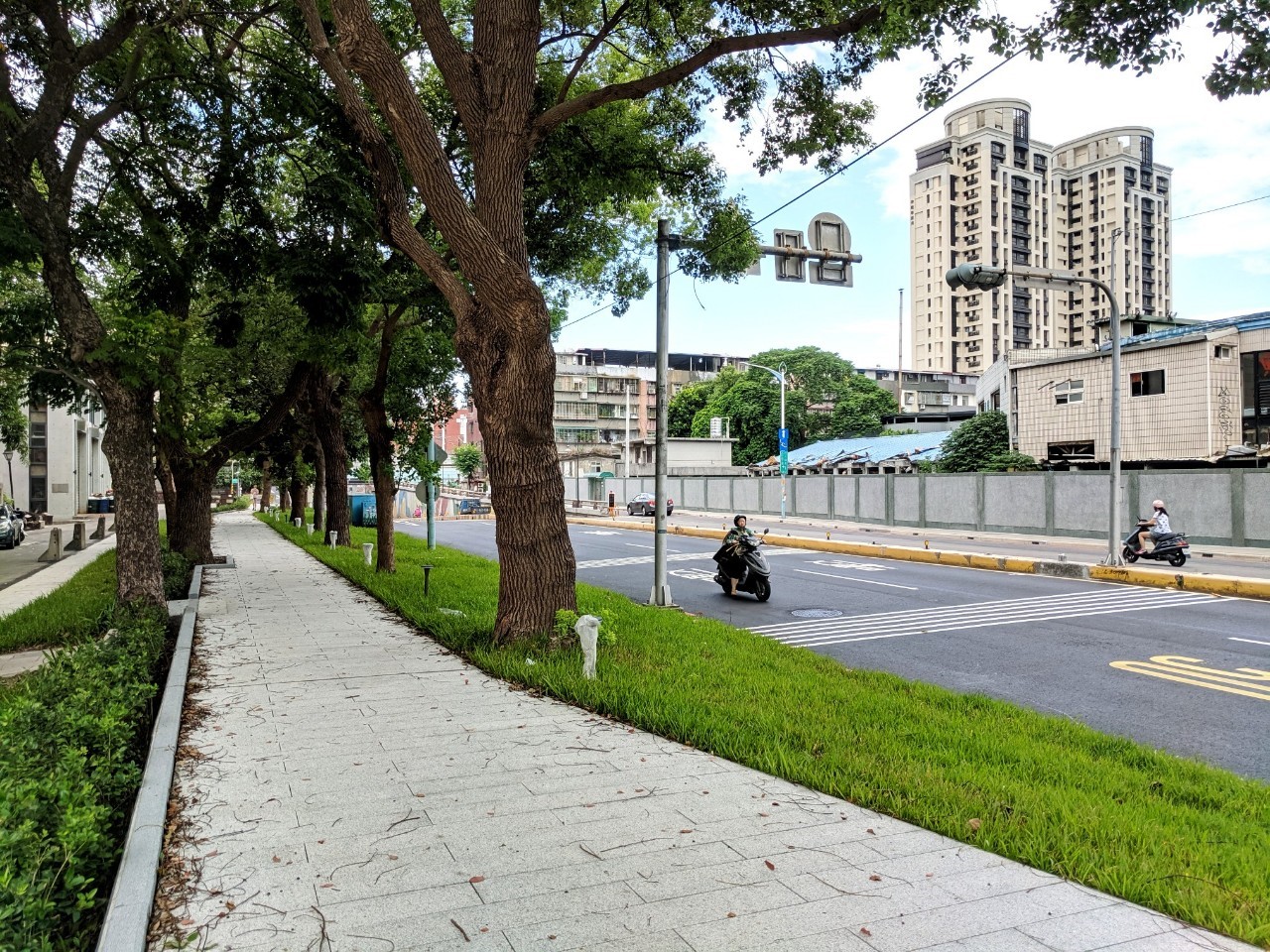 提供周邊學生更友善的人行空間