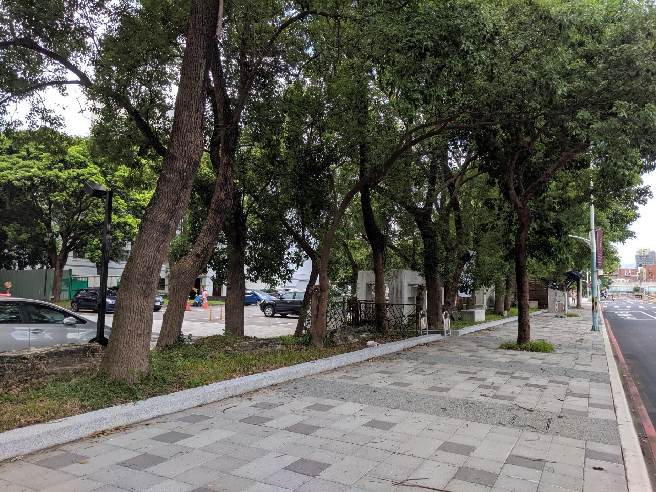 充滿生機又安全的景觀步道