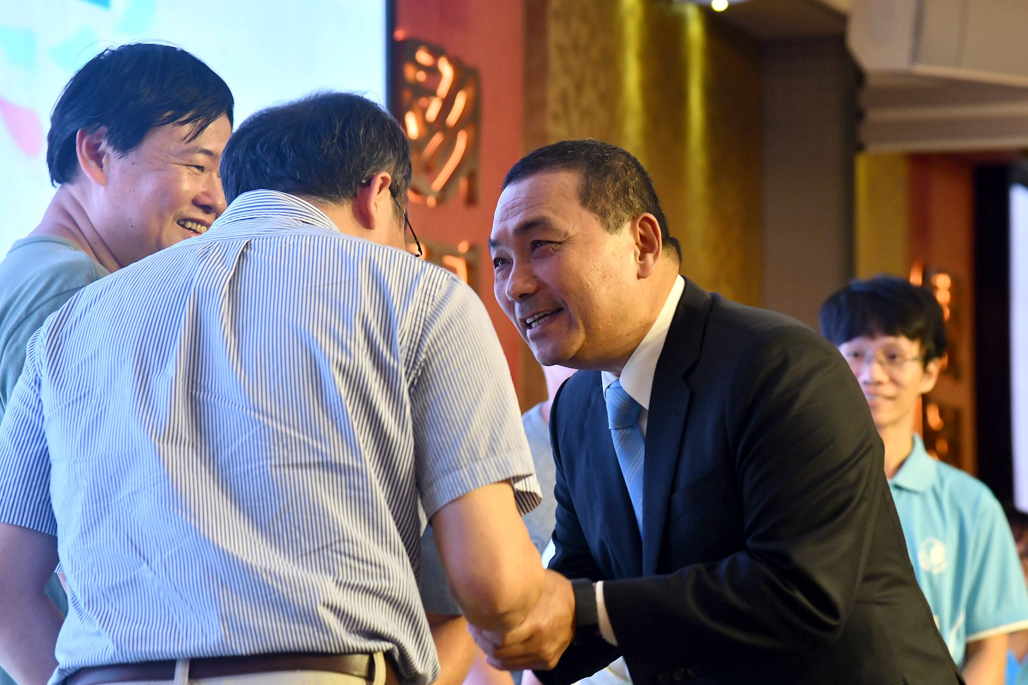 侯市長感謝在場師長投身杏壇、無私奉獻。