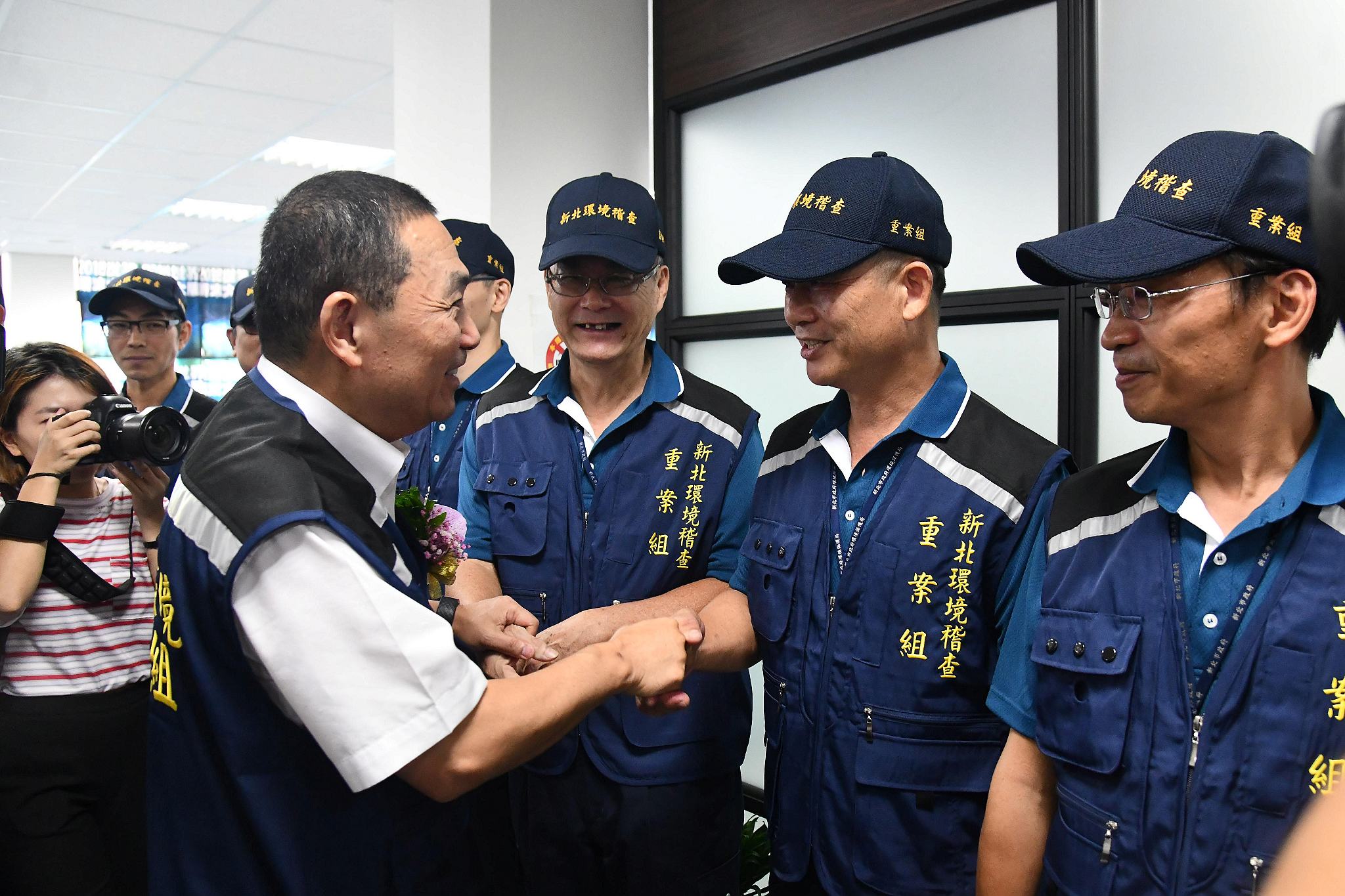 「公安」、「治安」、「消安」、「食安」、「環安」這「安全五環」是新北市的施政重點