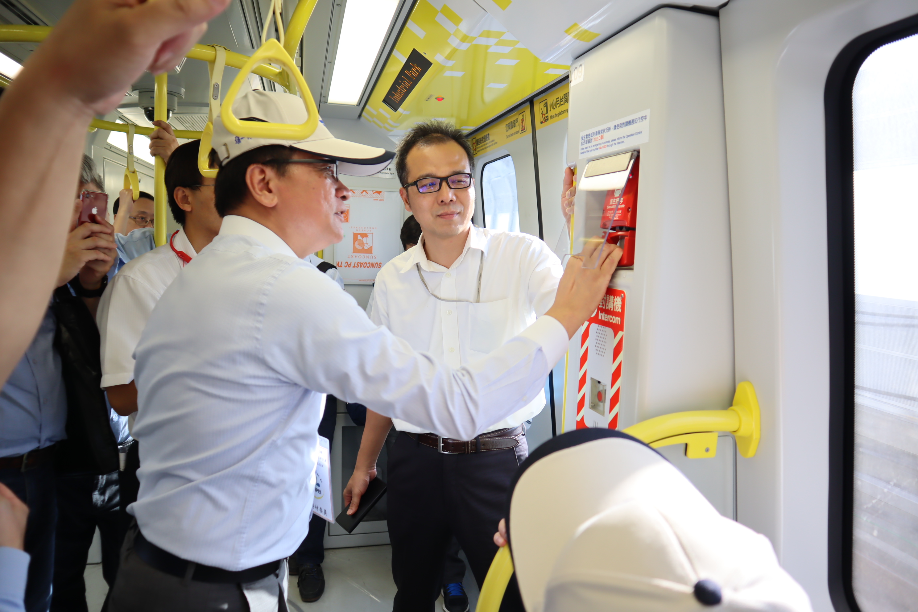 測試列車緊急裝置
