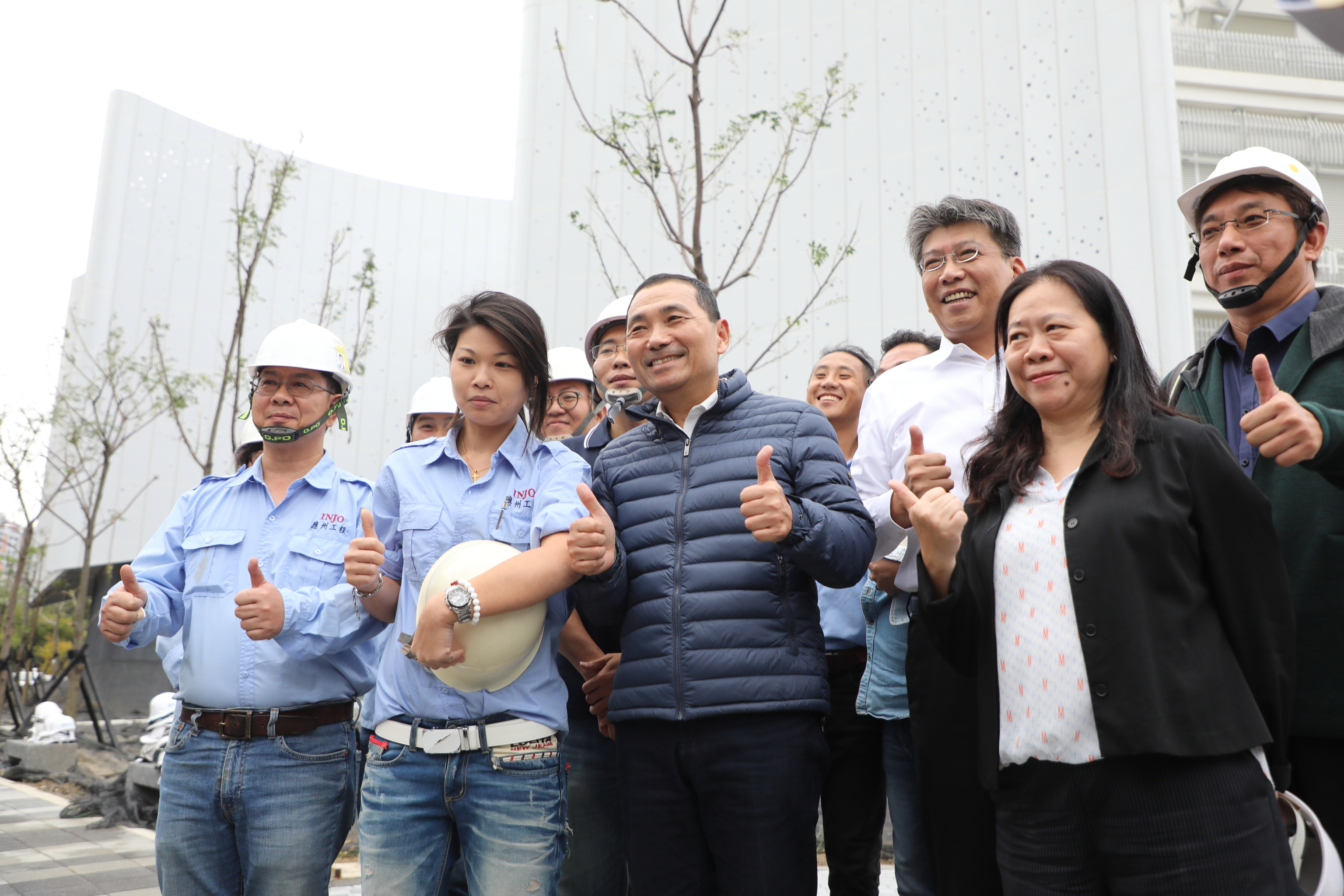 侯友宜感謝施工團隊的辛勞