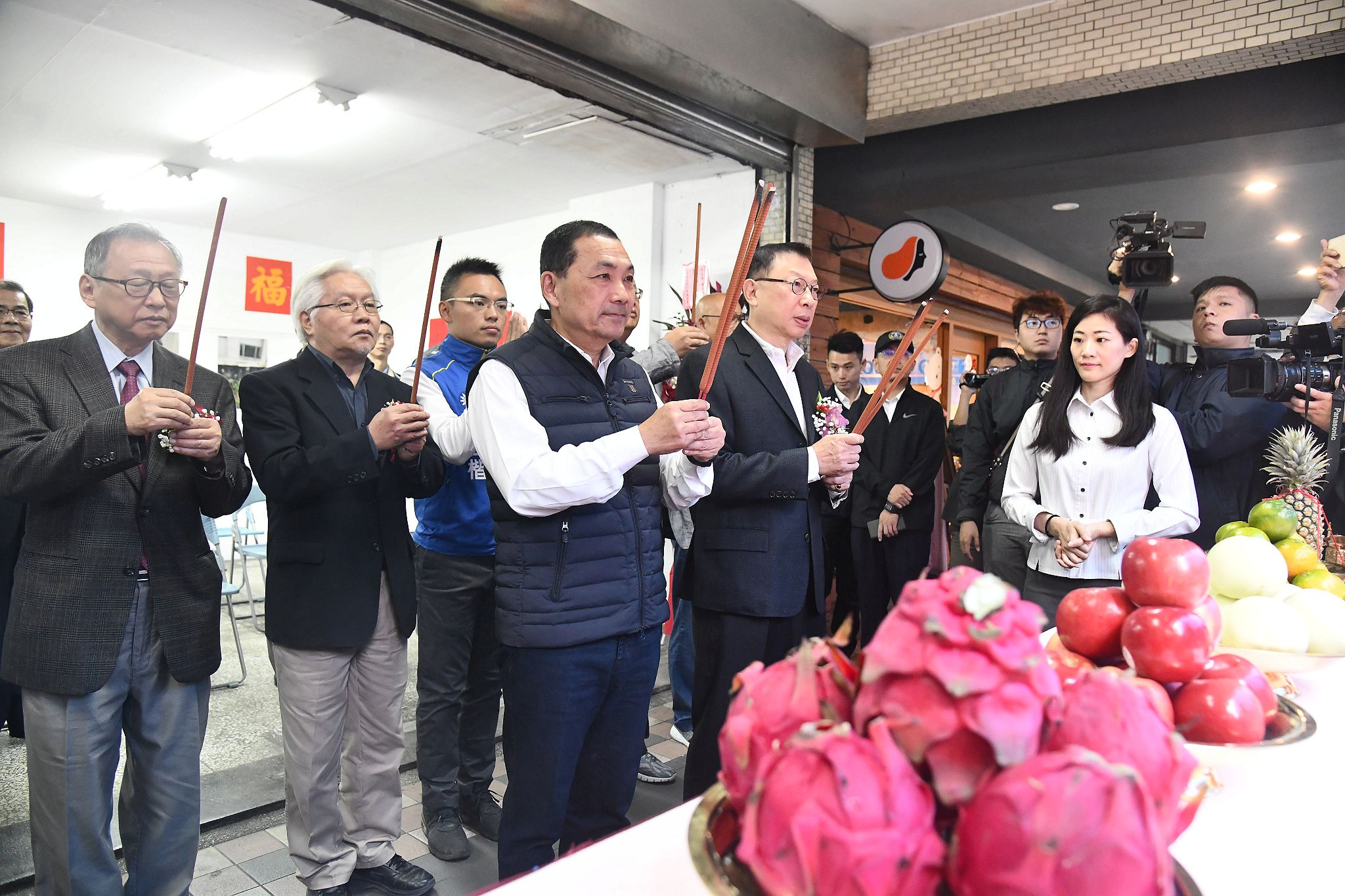 侯市長參加淡水區海鷗段防災都更拆除典禮
