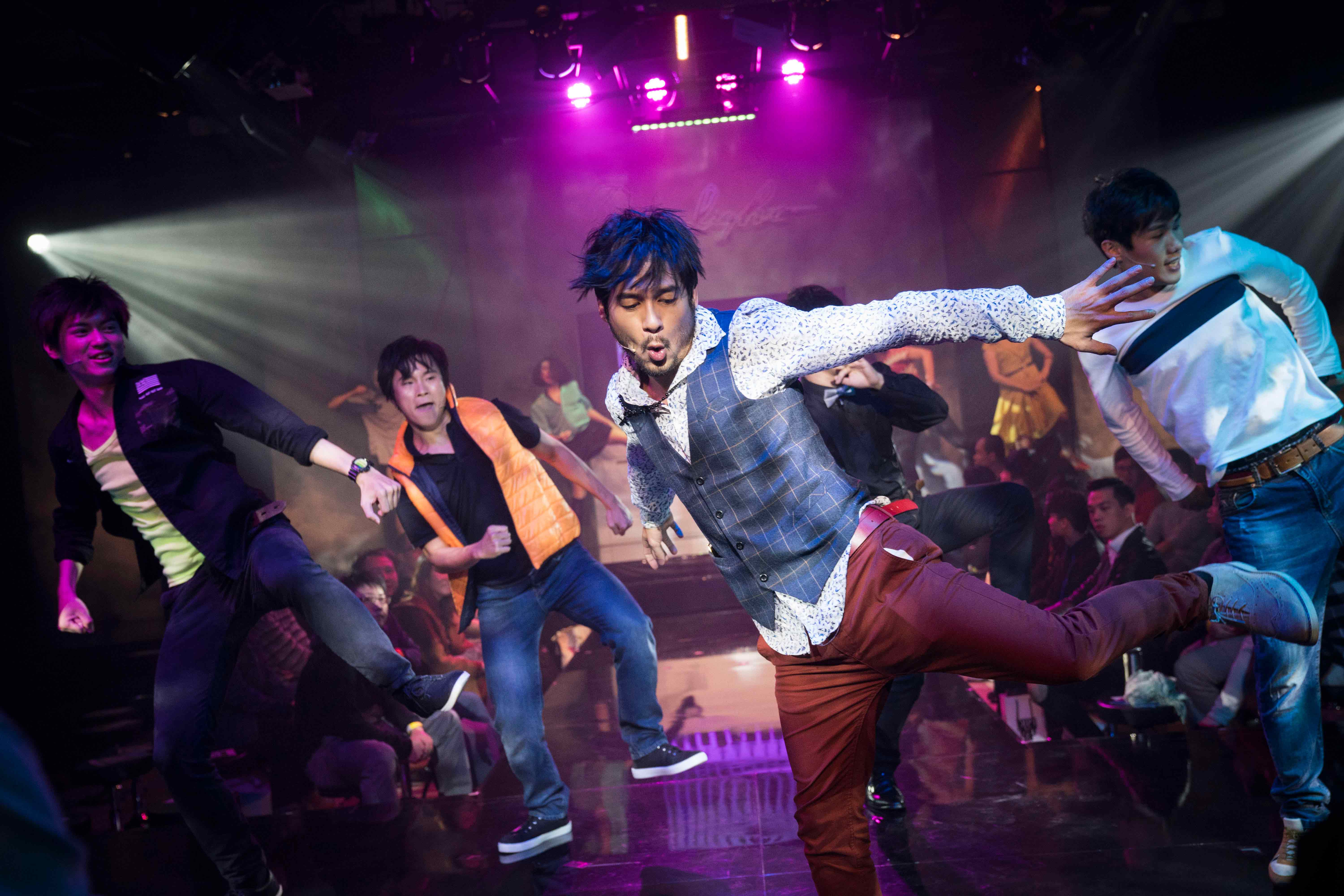 躍演中文音樂劇《DAYLIGHT》劇照-左起演員黃奕豪、顏志翔、高華麗等人，躍演提供