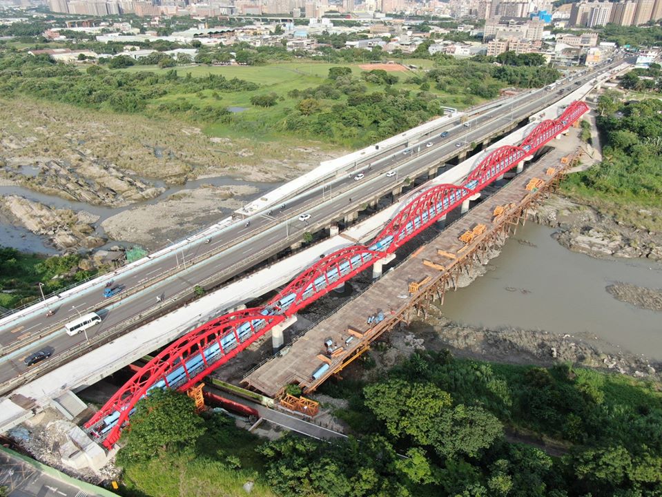 正在改建中的三鶯大橋，榮獲中國土木水利工程學會108年「工程數位創新應用獎」的肯定獎。