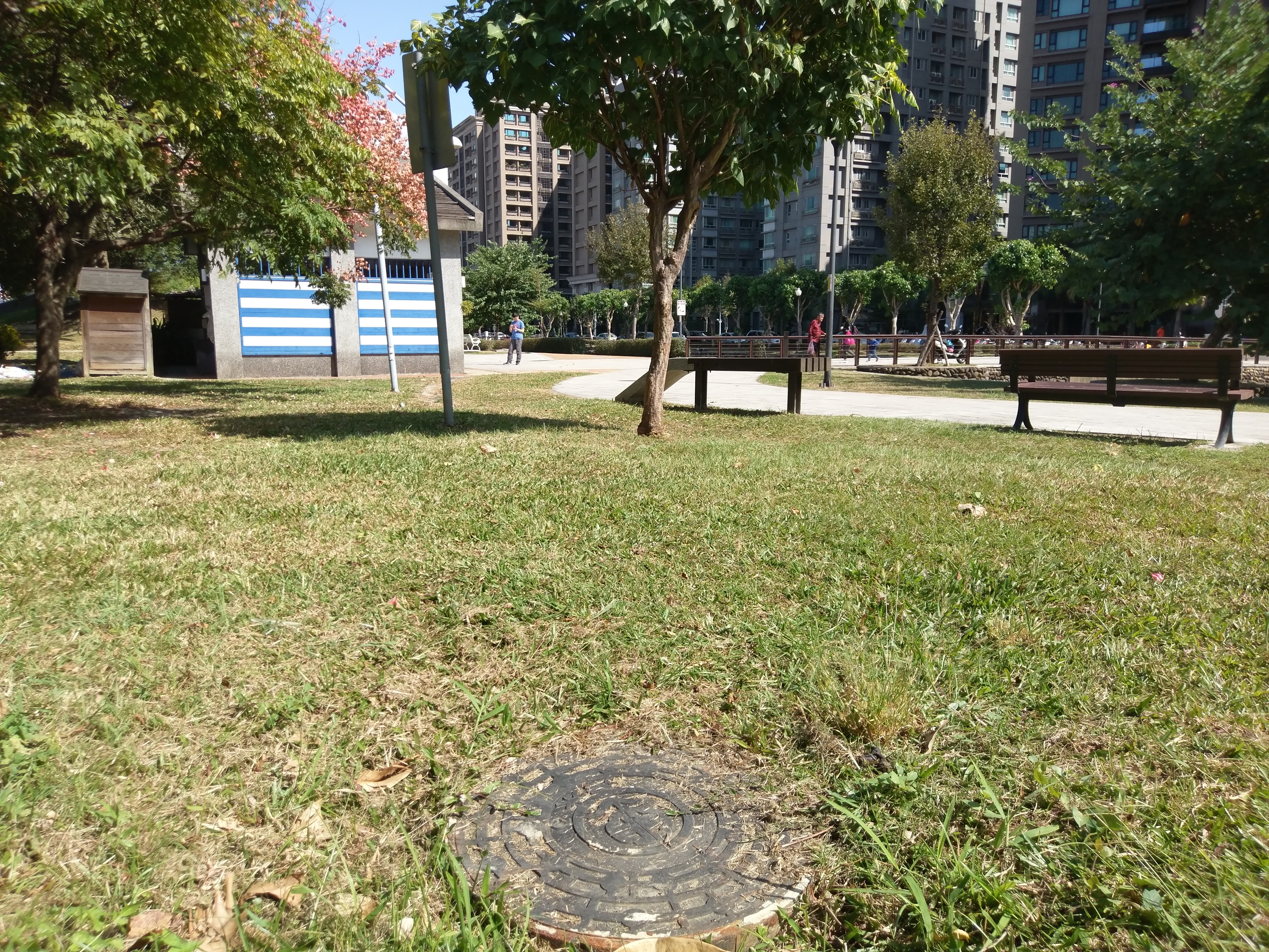 三重自然公園-污水設施隱身草地，民眾休憩更安全