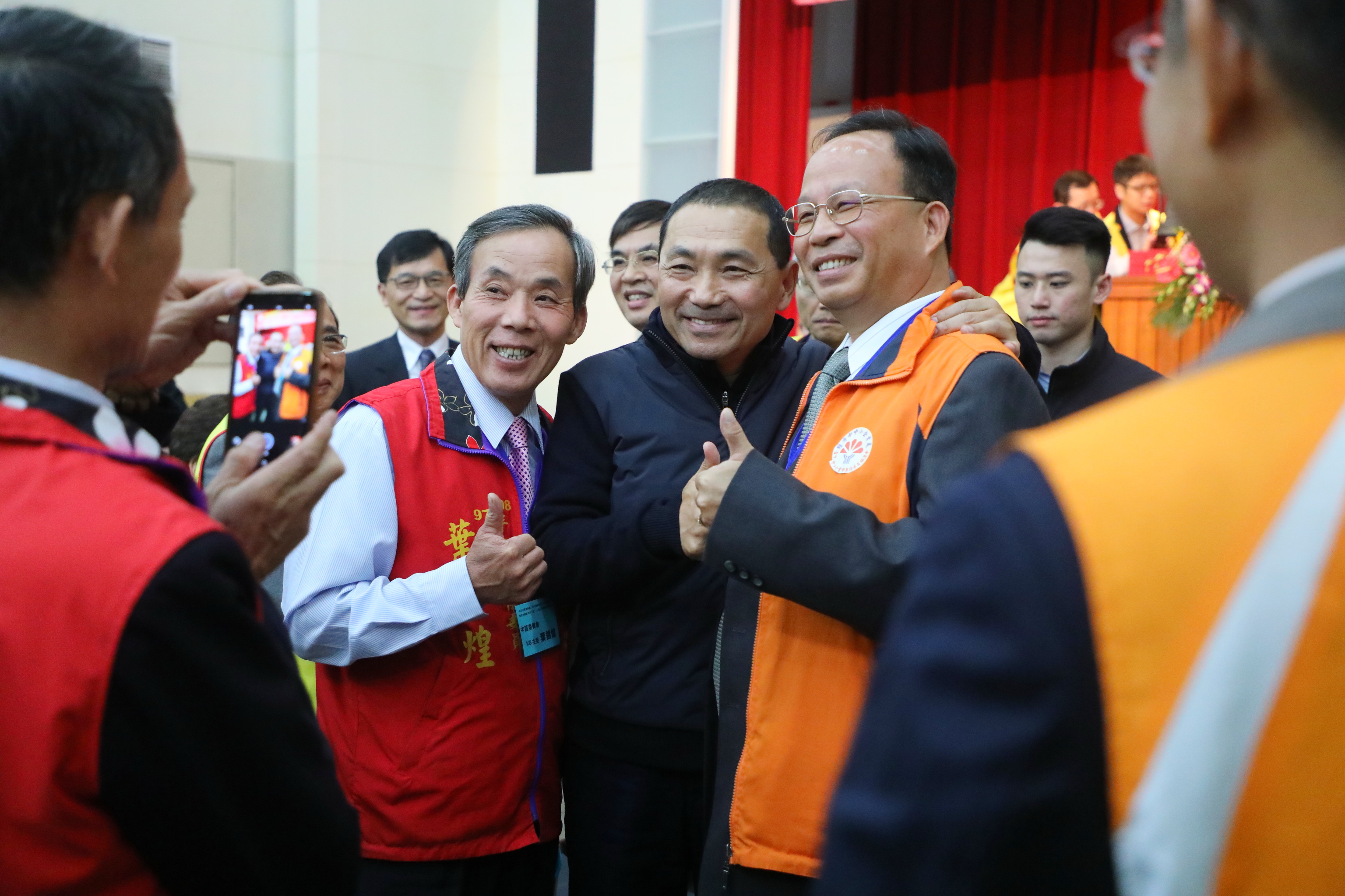 侯友宜市長出席中小企業高峰論壇受到來自全台各中小企業幹部熱情歡迎