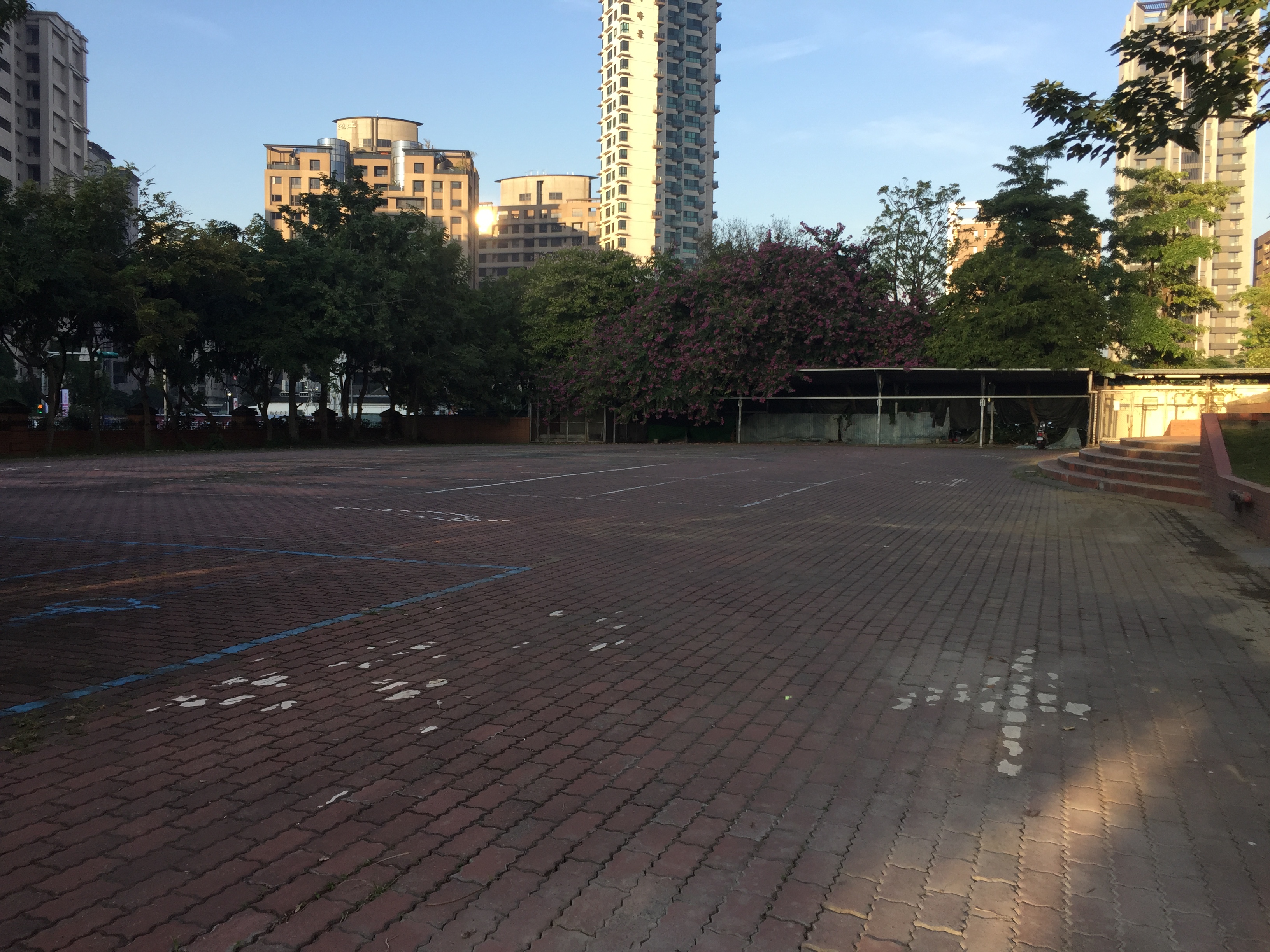 體育場前廣場(地下貯集槽預定地)