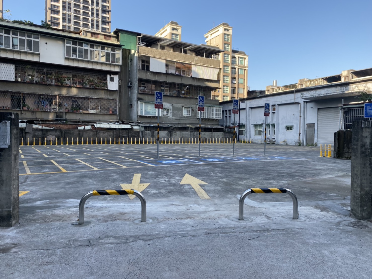 出入口
