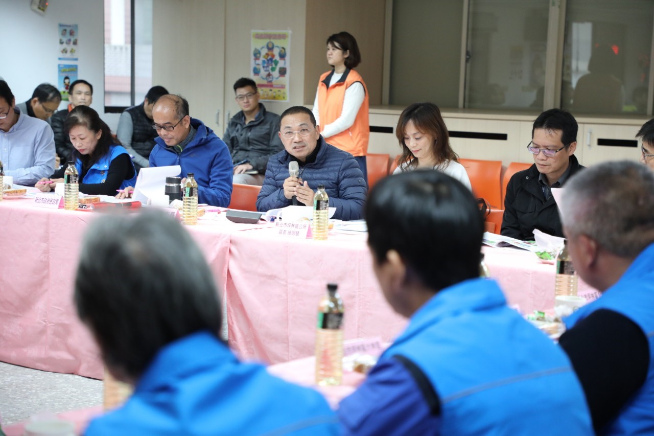 侯市長率各局處、區公所及里長面對面溝通