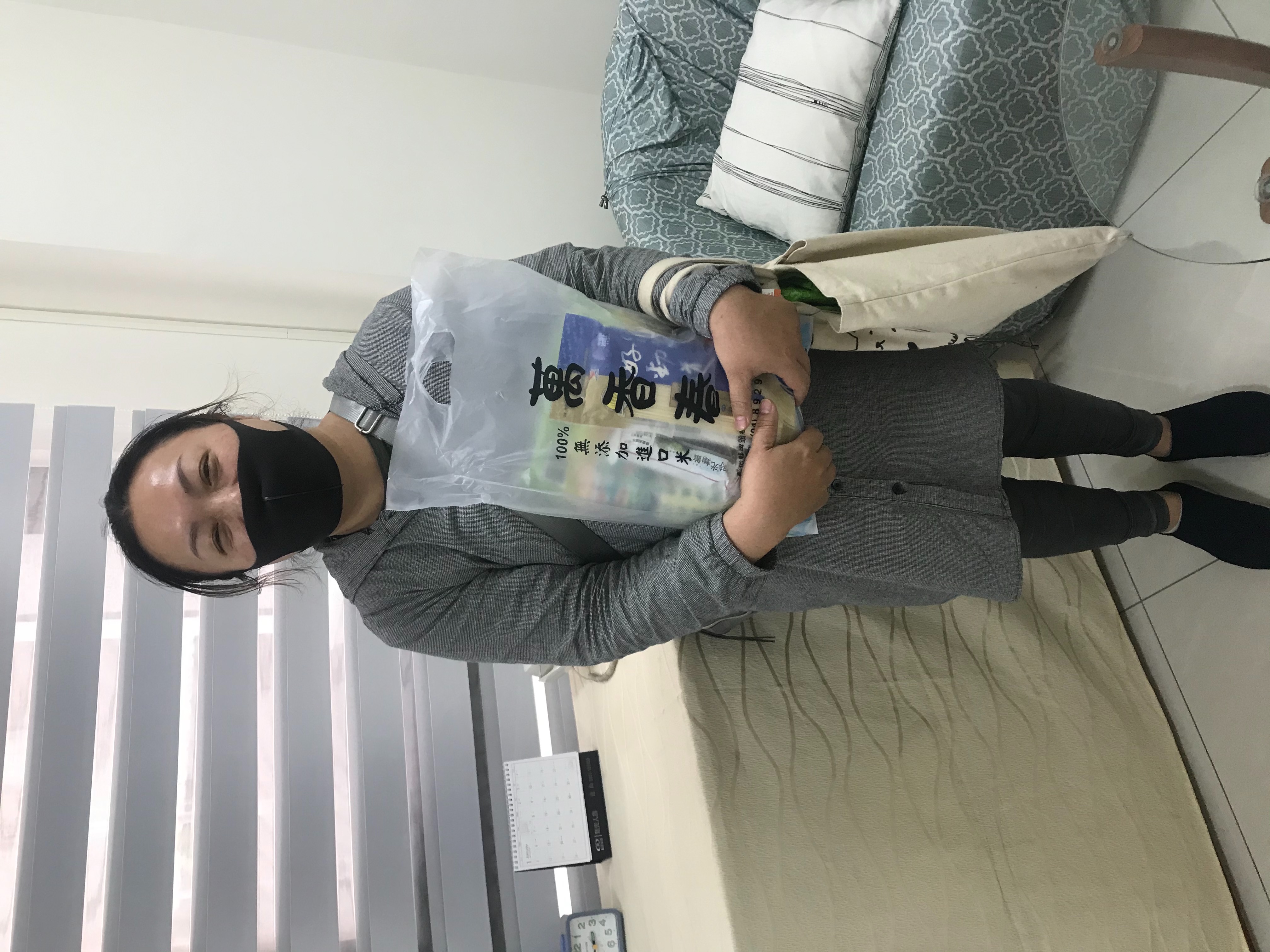 送弱勢求職者生活物資