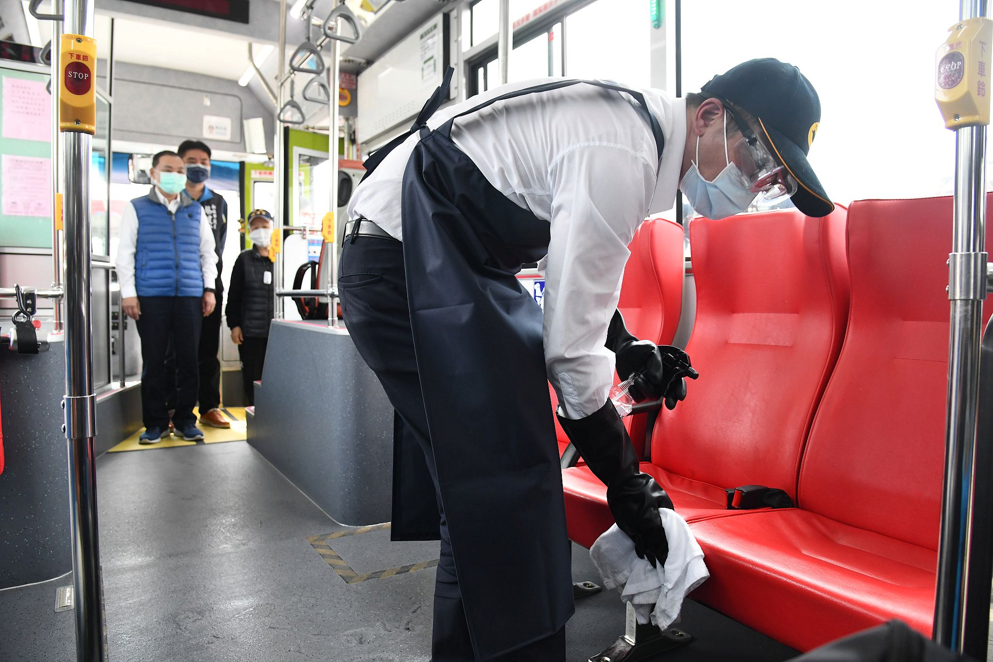 新北公車消毒清潔工作