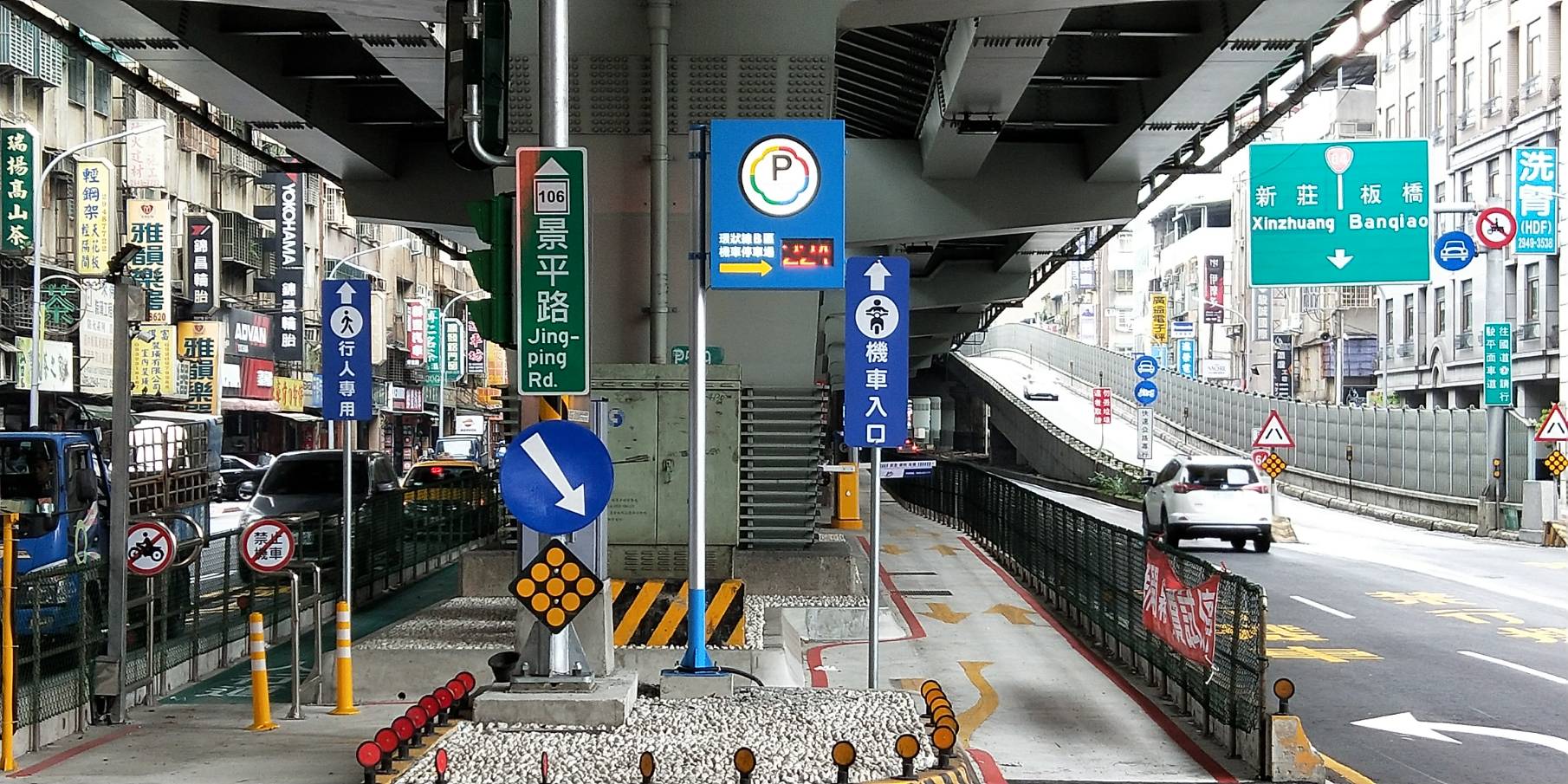 B區機車入口