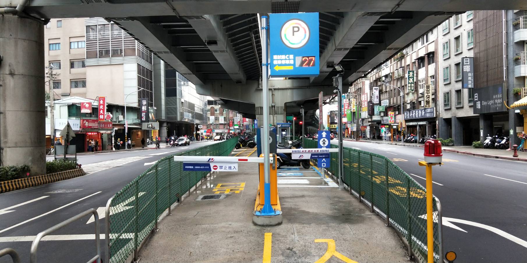C區機車出入口